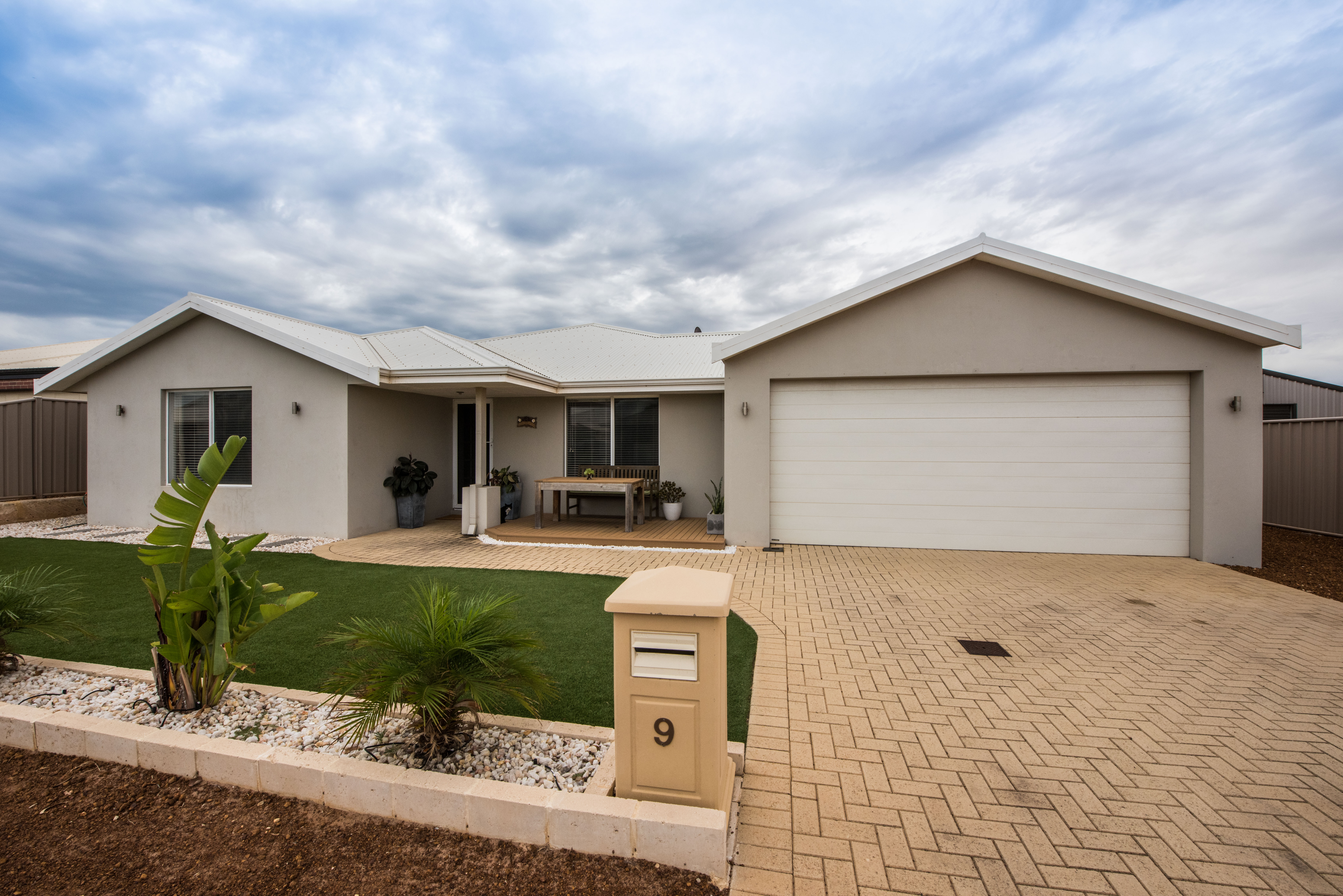 9 Kia Ora Mews Wandina