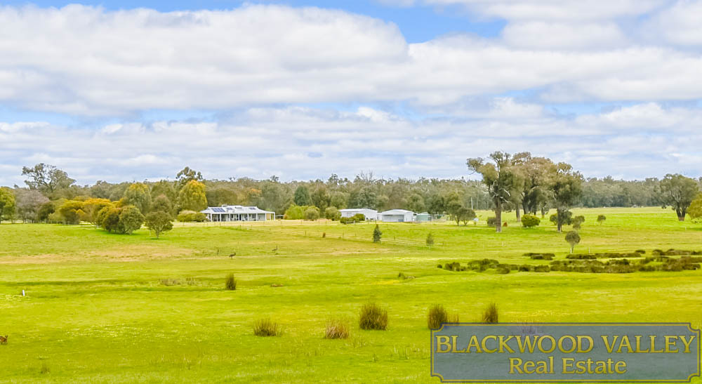Farm For Sale - WA - Manjimup - 6258 - 100 ACRES WITH FAMILY HOME 