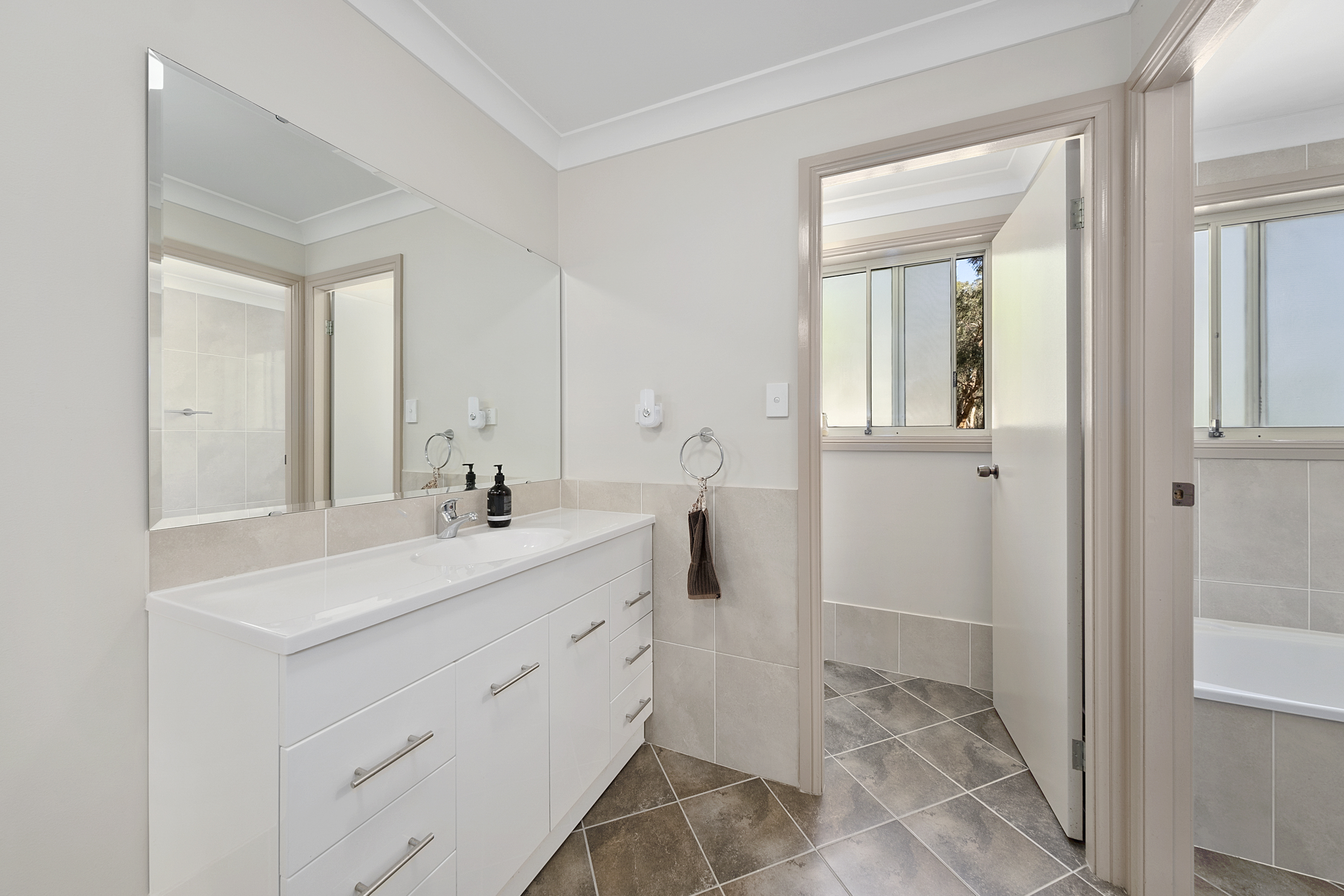 733 River Road, Lower Portland For Sale by Cutcliffe Properties - image 18