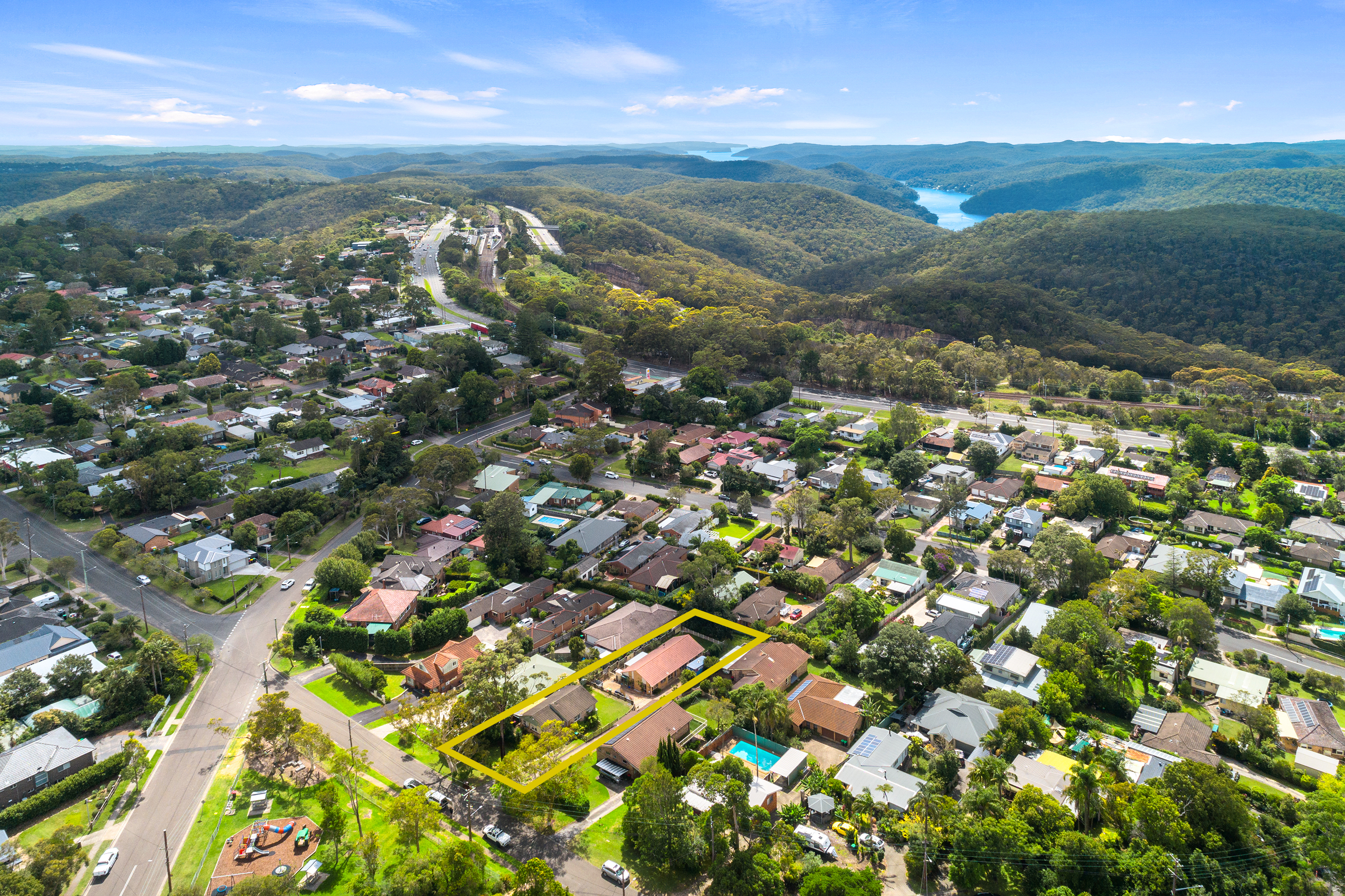 22 Anembo Road, Berowra Sold by Cutcliffe Properties
