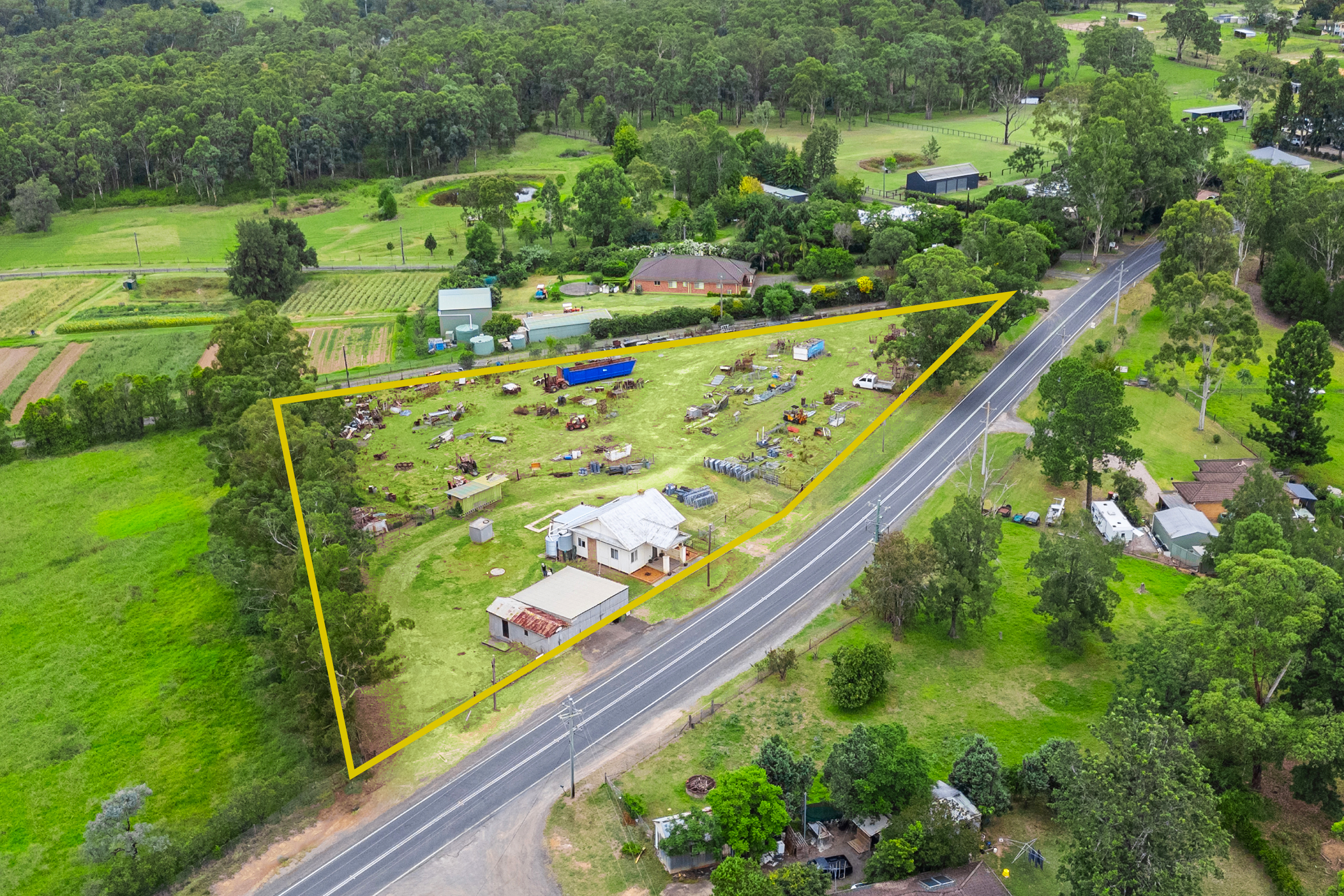 830 East Kurrajong Road, East Kurrajong Sold by Cutcliffe Properties - image 1