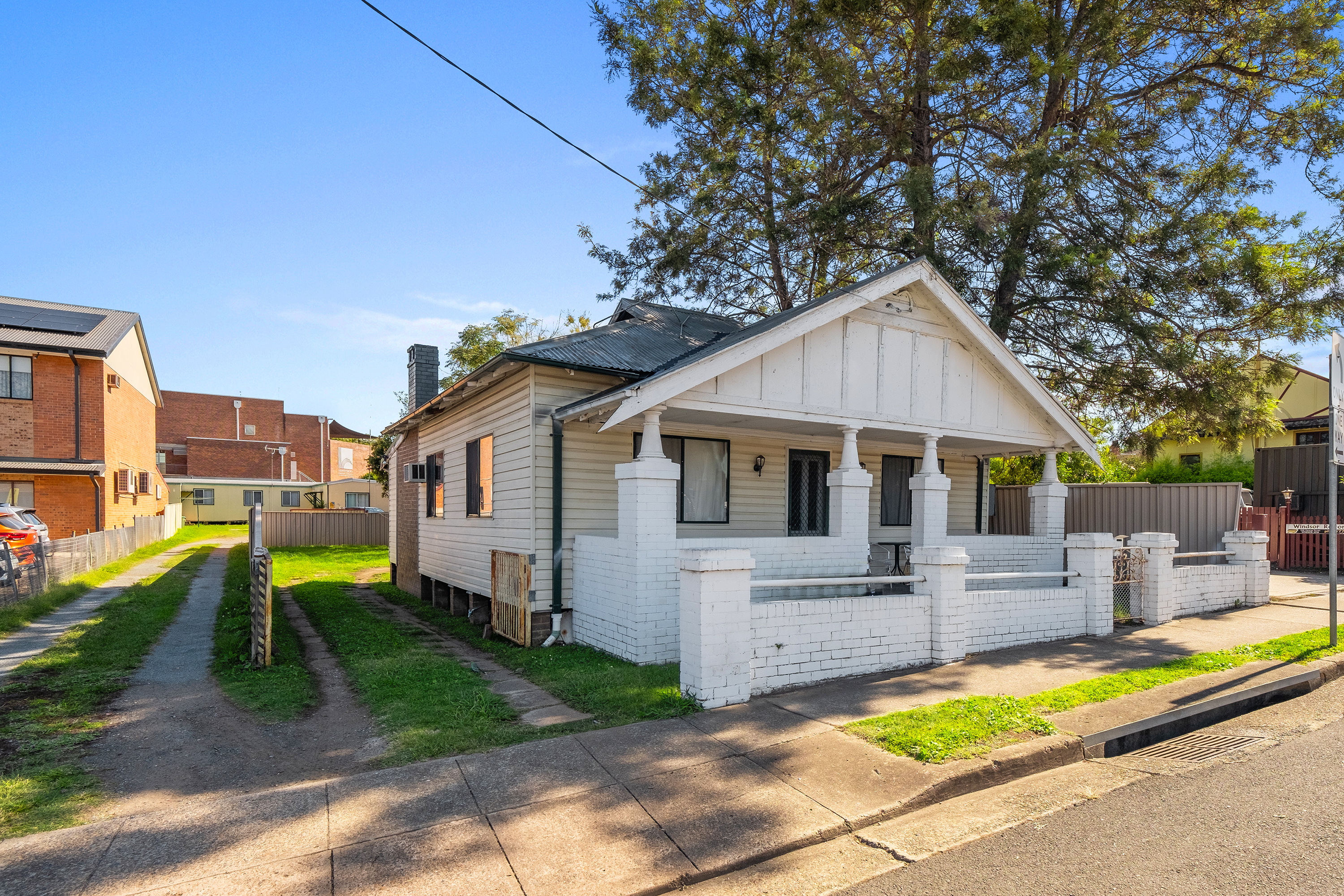 95 Macquarie Street & 1A Suffolk Street, Windsor For Sale by Cutcliffe Properties - image 11