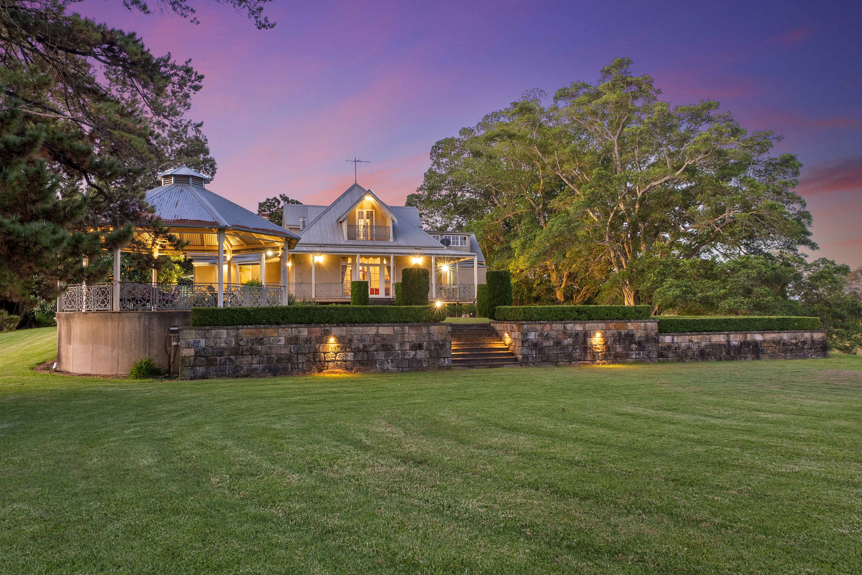 915 Bells Line of Road, Kurrajong Hills Sold by Cutcliffe Properties - image 1