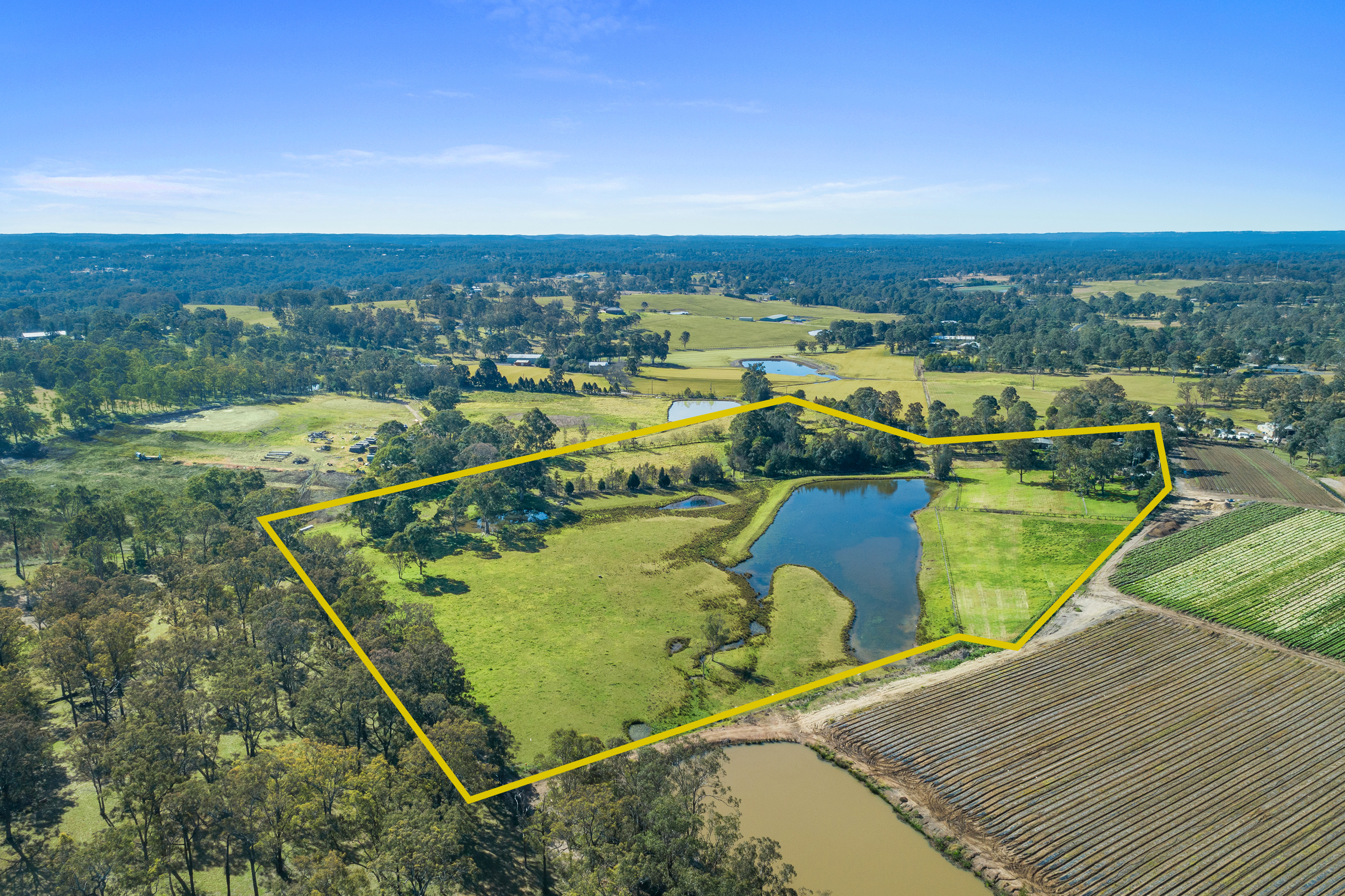37 Hilltop Road, Tennyson Auction by Cutcliffe Properties - image 1