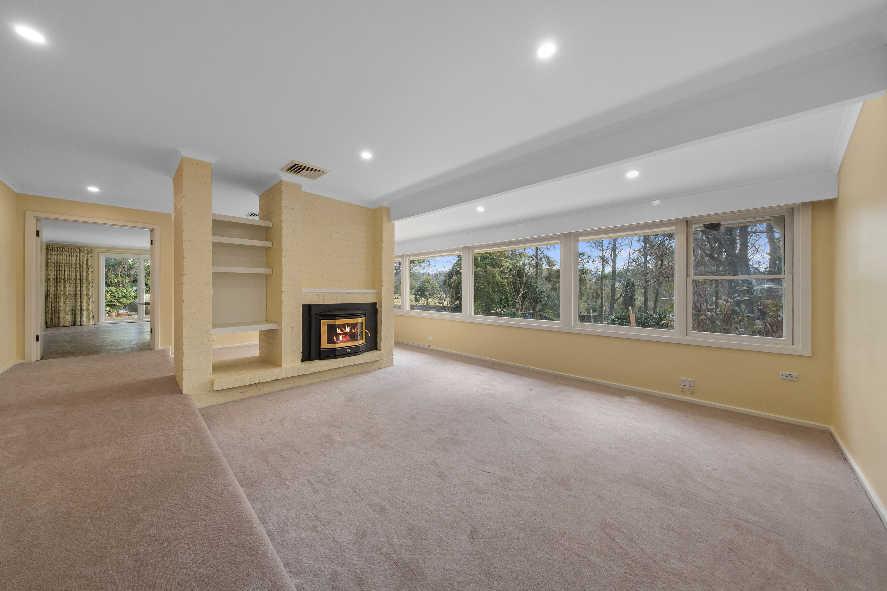 37 Hilltop Road, Tennyson Auction by Cutcliffe Properties - image 8