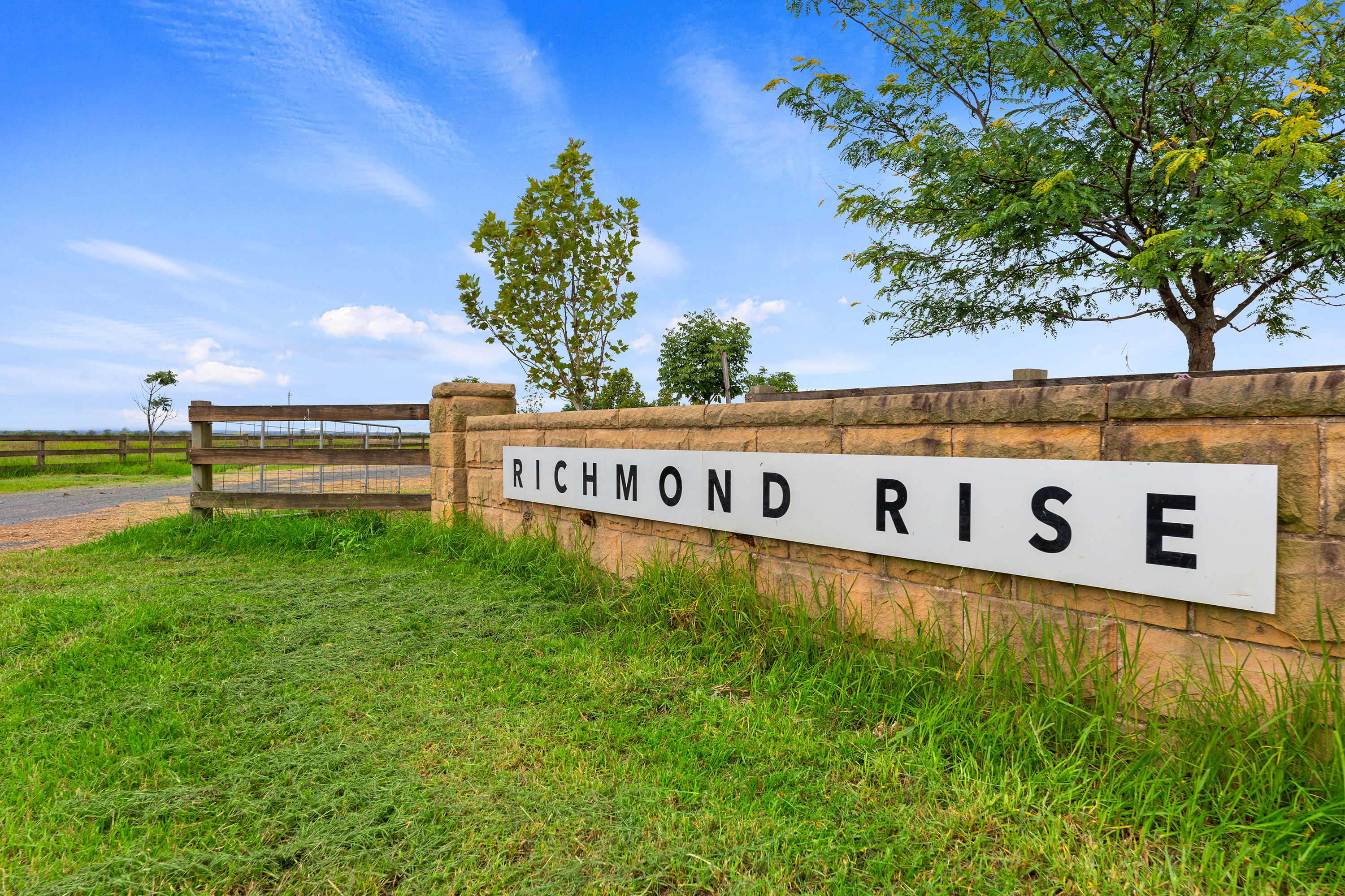31A, 31B & 33 Sandstone Place, Richmond For Sale by Cutcliffe Properties - image 9
