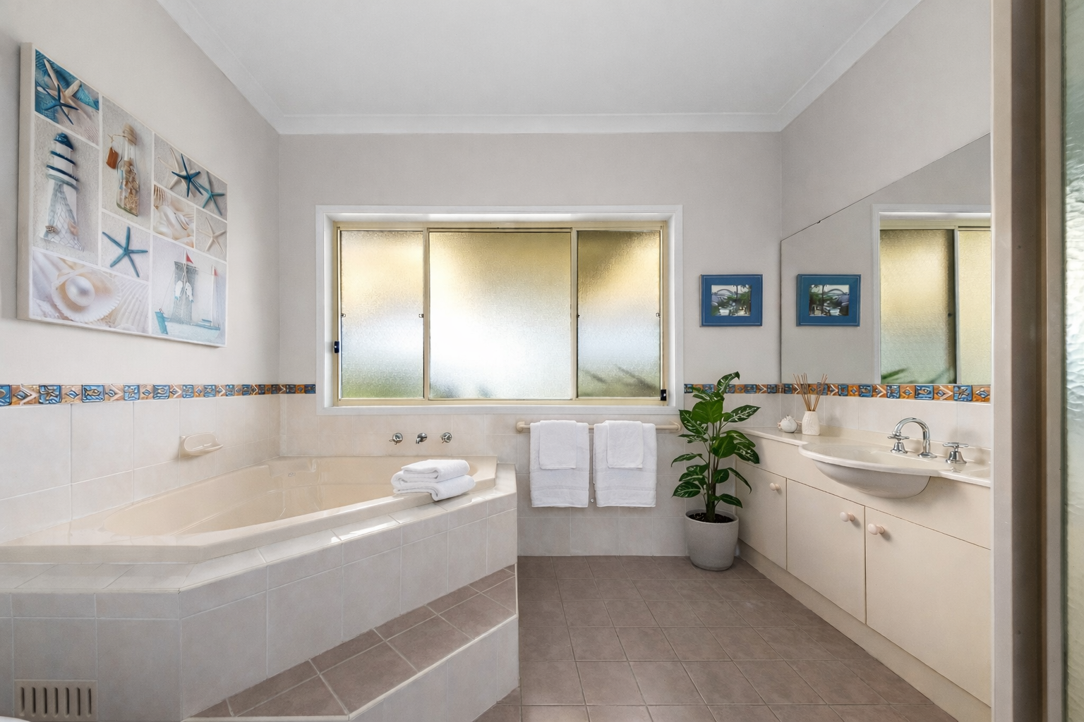 433 East Kurrajong Road, East Kurrajong For Sale by Cutcliffe Properties - image 13