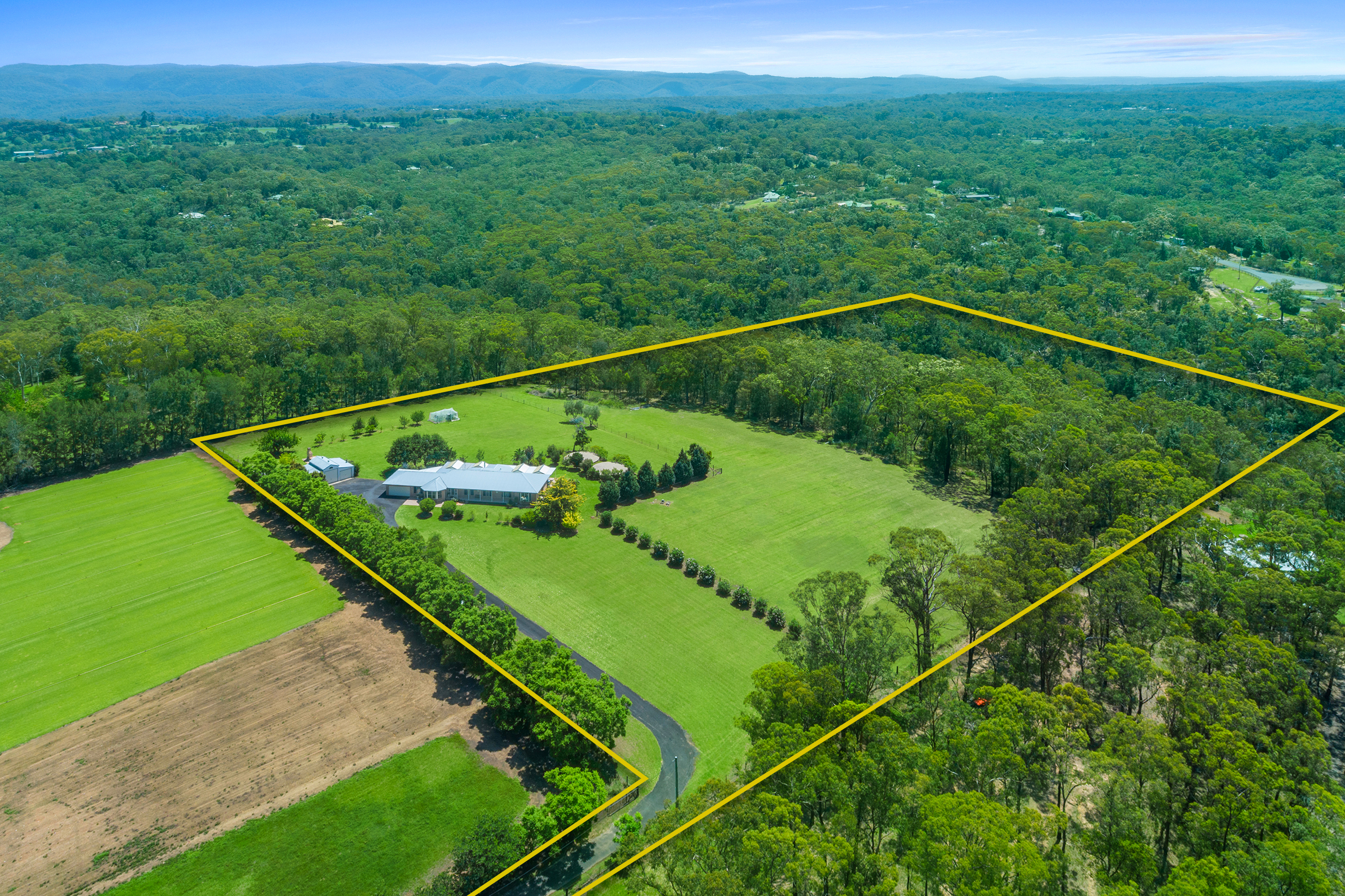 433 East Kurrajong Road, East Kurrajong For Sale by Cutcliffe Properties