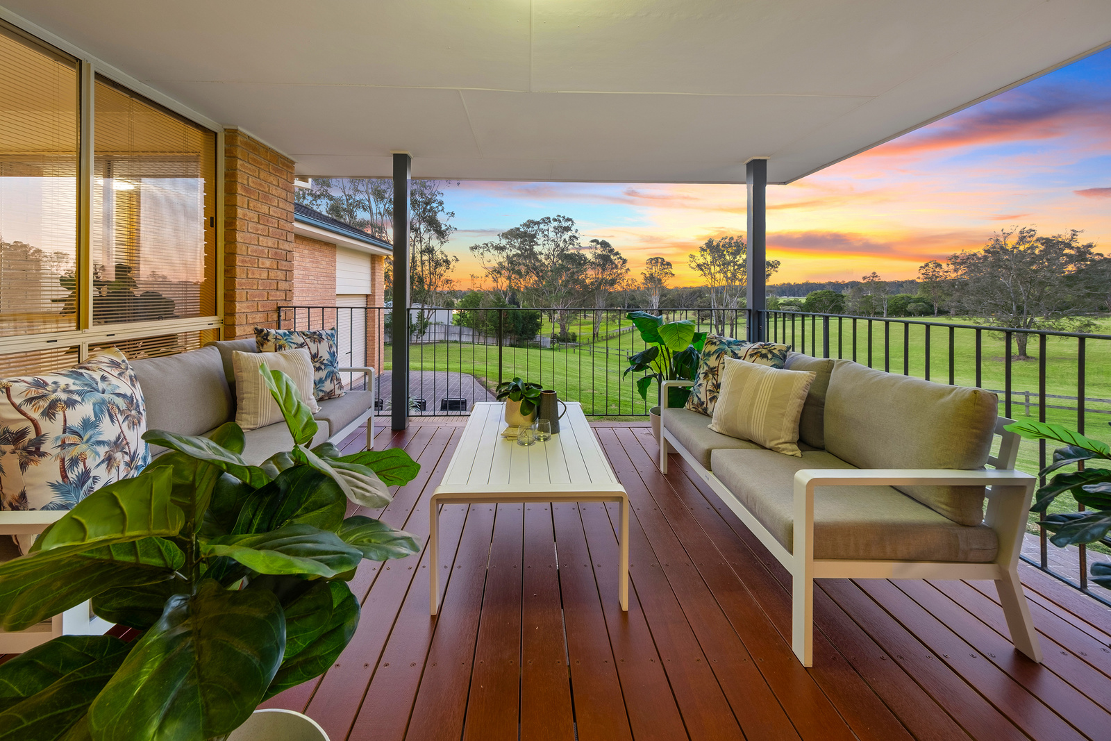 44 Clare Crescent, Oakville For Sale by Cutcliffe Properties - image 3