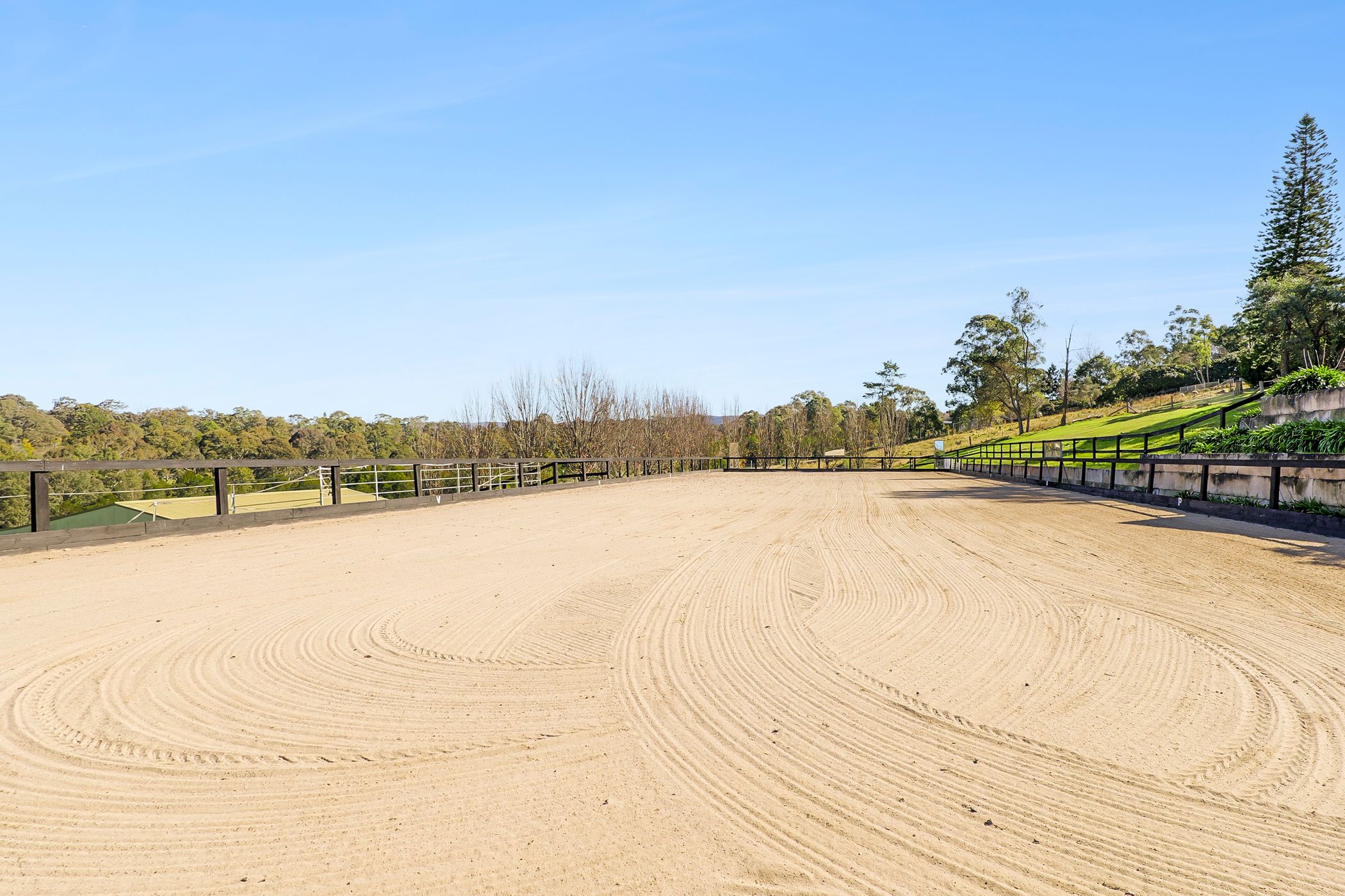 607 Slopes Road, The Slopes For Sale by Cutcliffe Properties - image 1