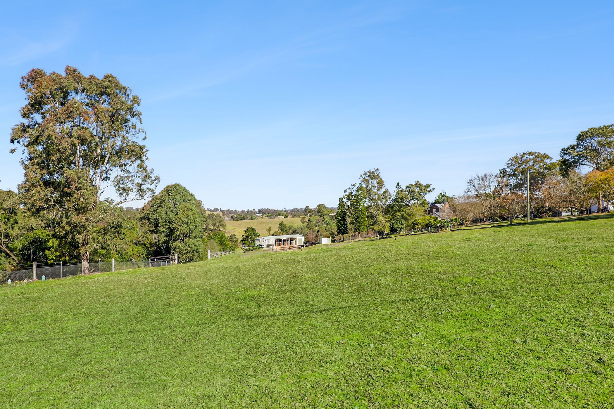 607 Slopes Road, The Slopes For Sale by Cutcliffe Properties - image 12