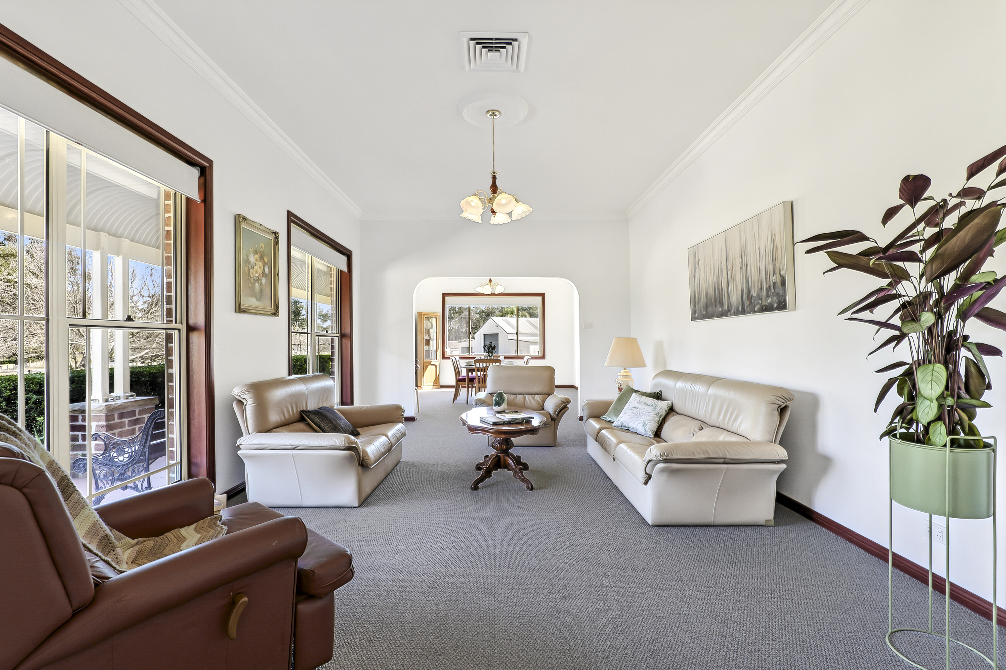 69 Oakville Road, Oakville Auction by Cutcliffe Properties - image 3