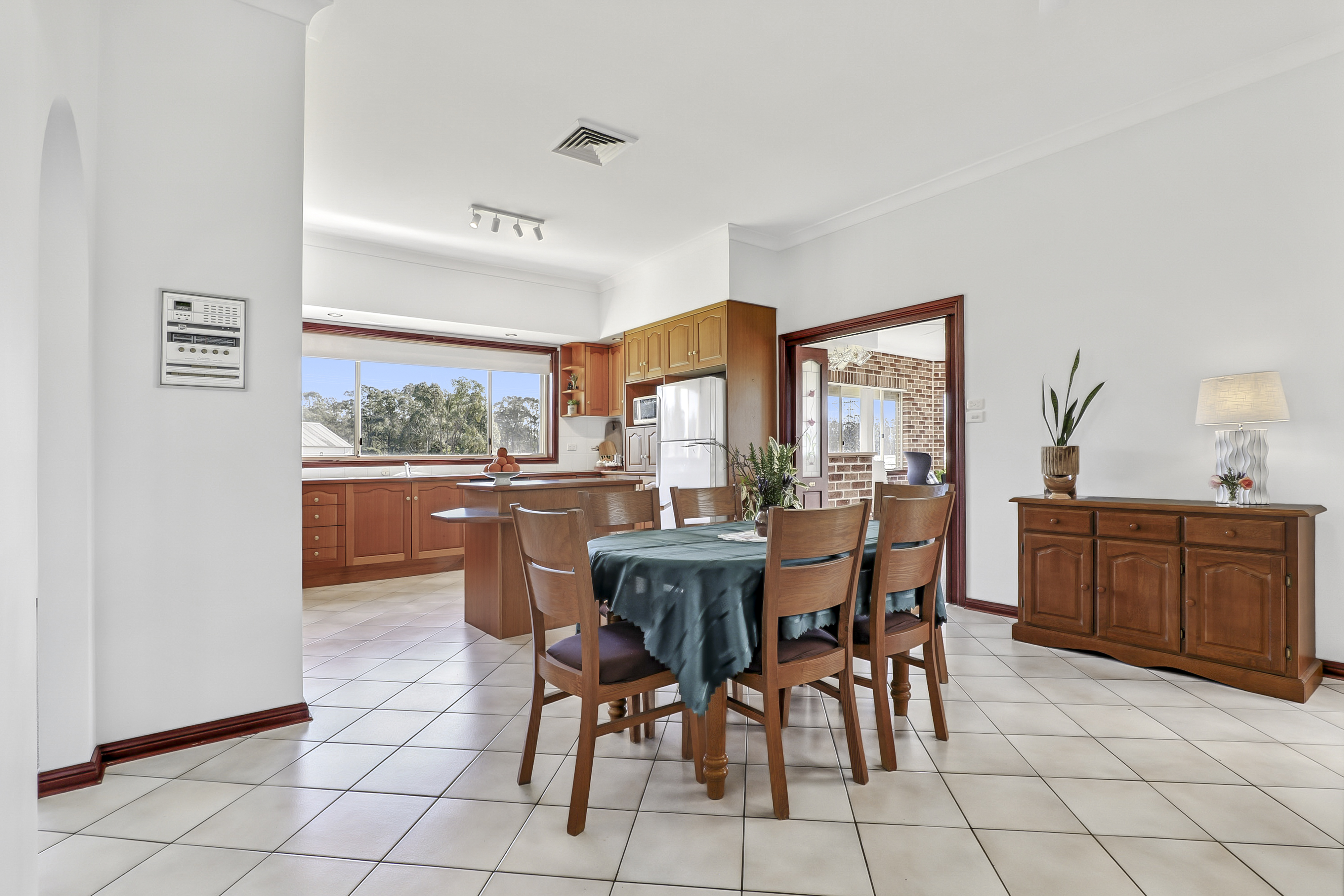 69 Oakville Road, Oakville Auction by Cutcliffe Properties - image 5