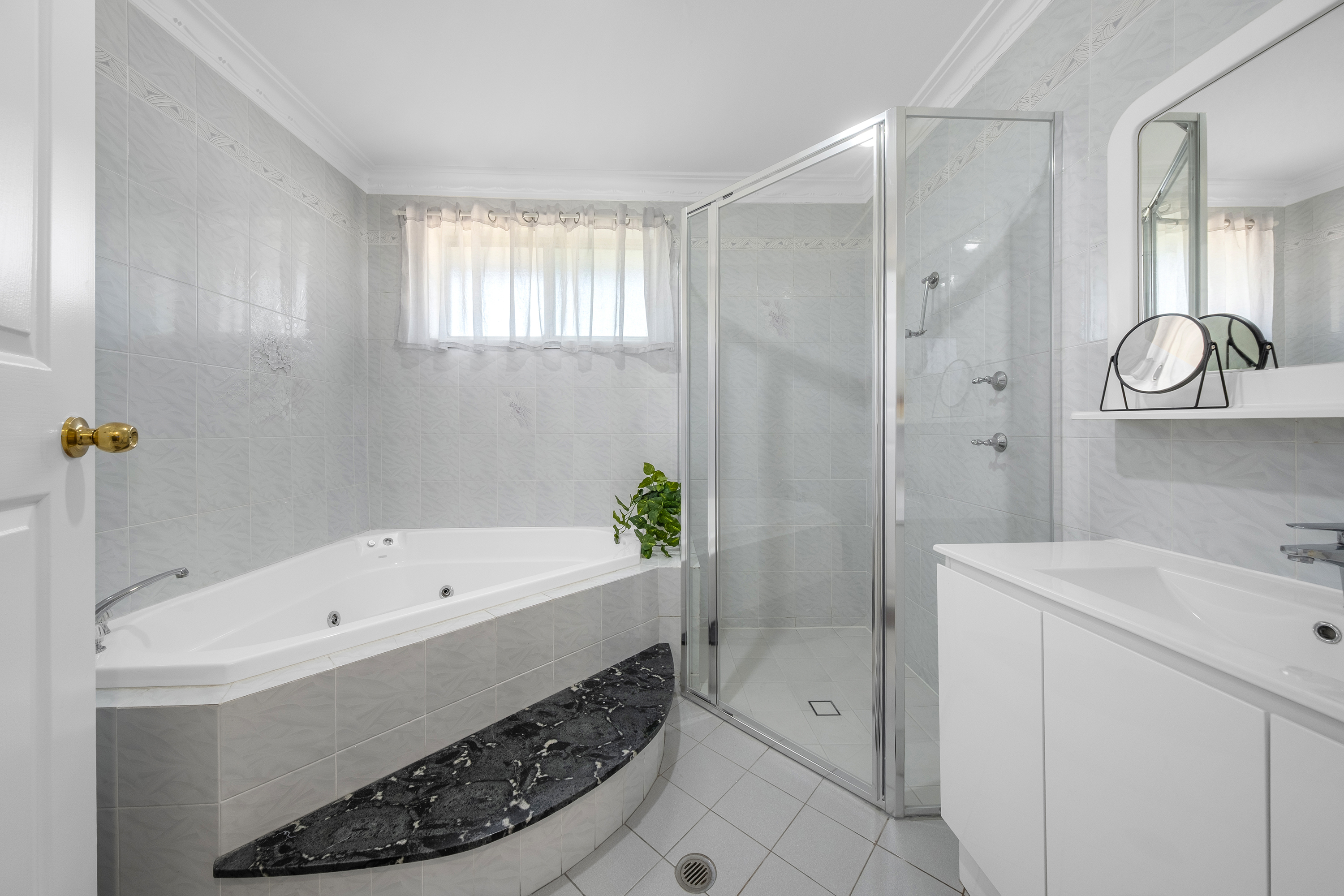 250 Seventh Avenue, Llandilo For Sale by Cutcliffe Properties - image 12
