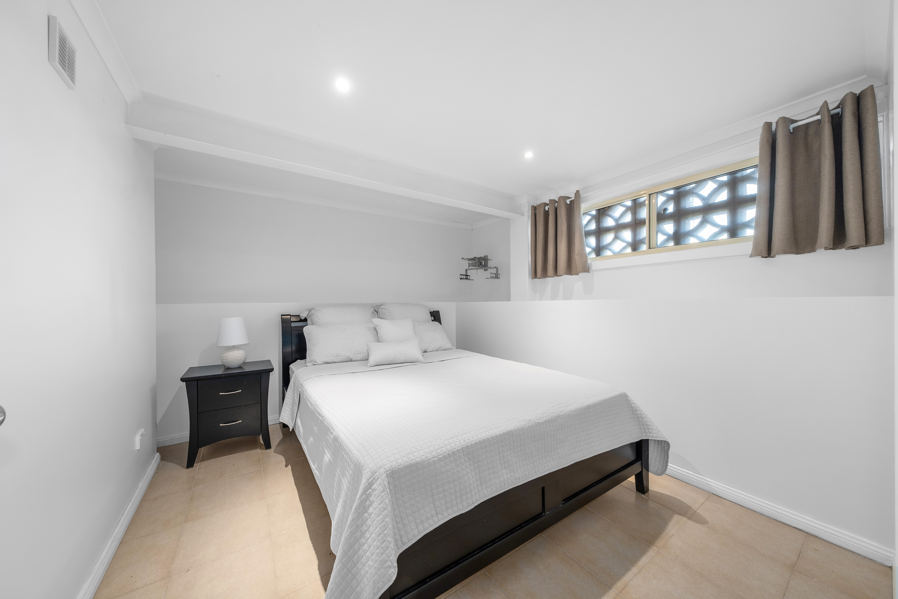 250 Seventh Avenue, Llandilo For Sale by Cutcliffe Properties - image 14