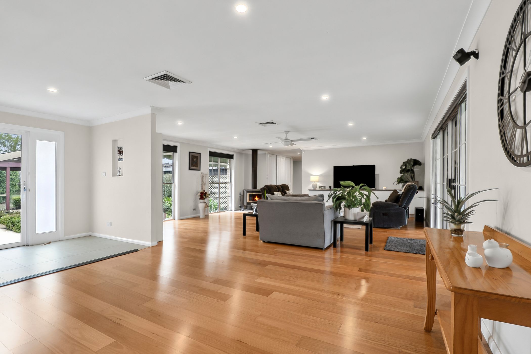 25-29 Carrington Road, Londonderry For Sale by Cutcliffe Properties - image 3