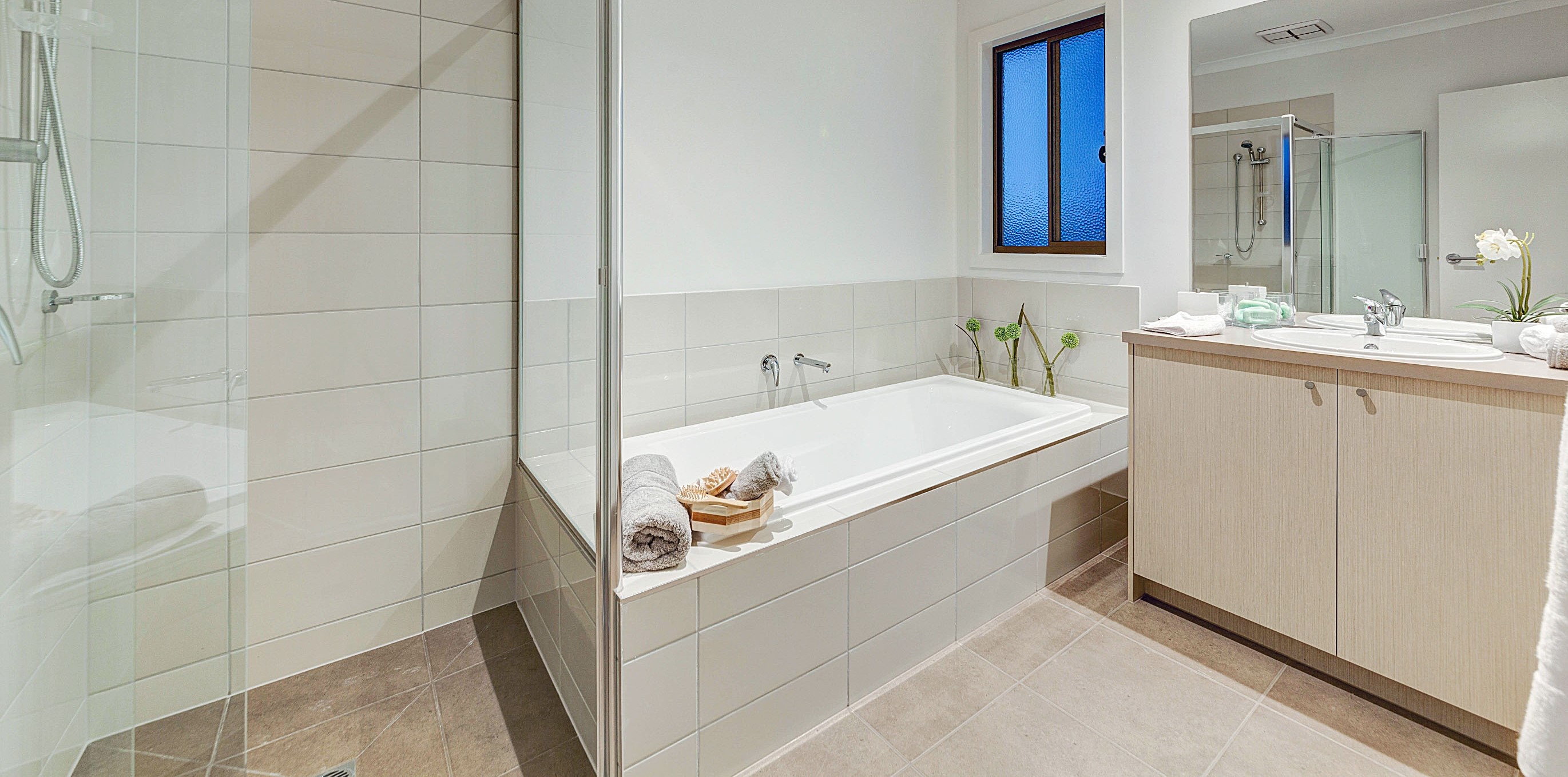 9/3a Chenin Street, Wollert, Vic, 3750 - Image 1