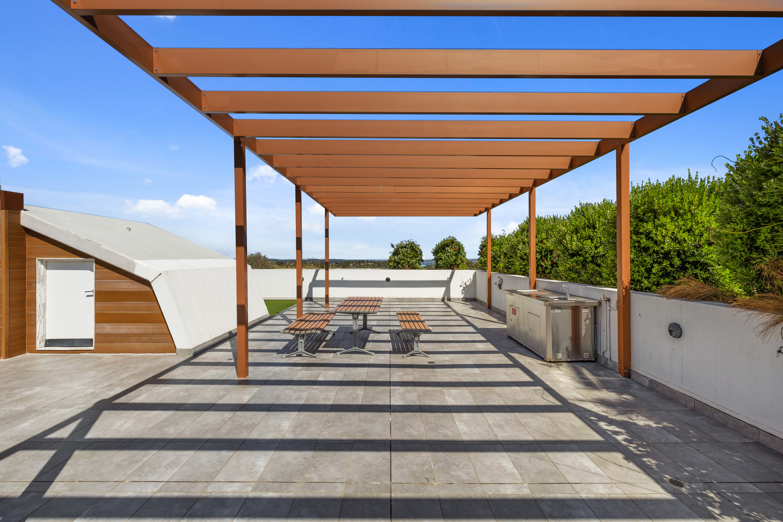 Image: Views of Botany Bay. Modern Apartment. Walk to Shops & Transport. Just Move In.