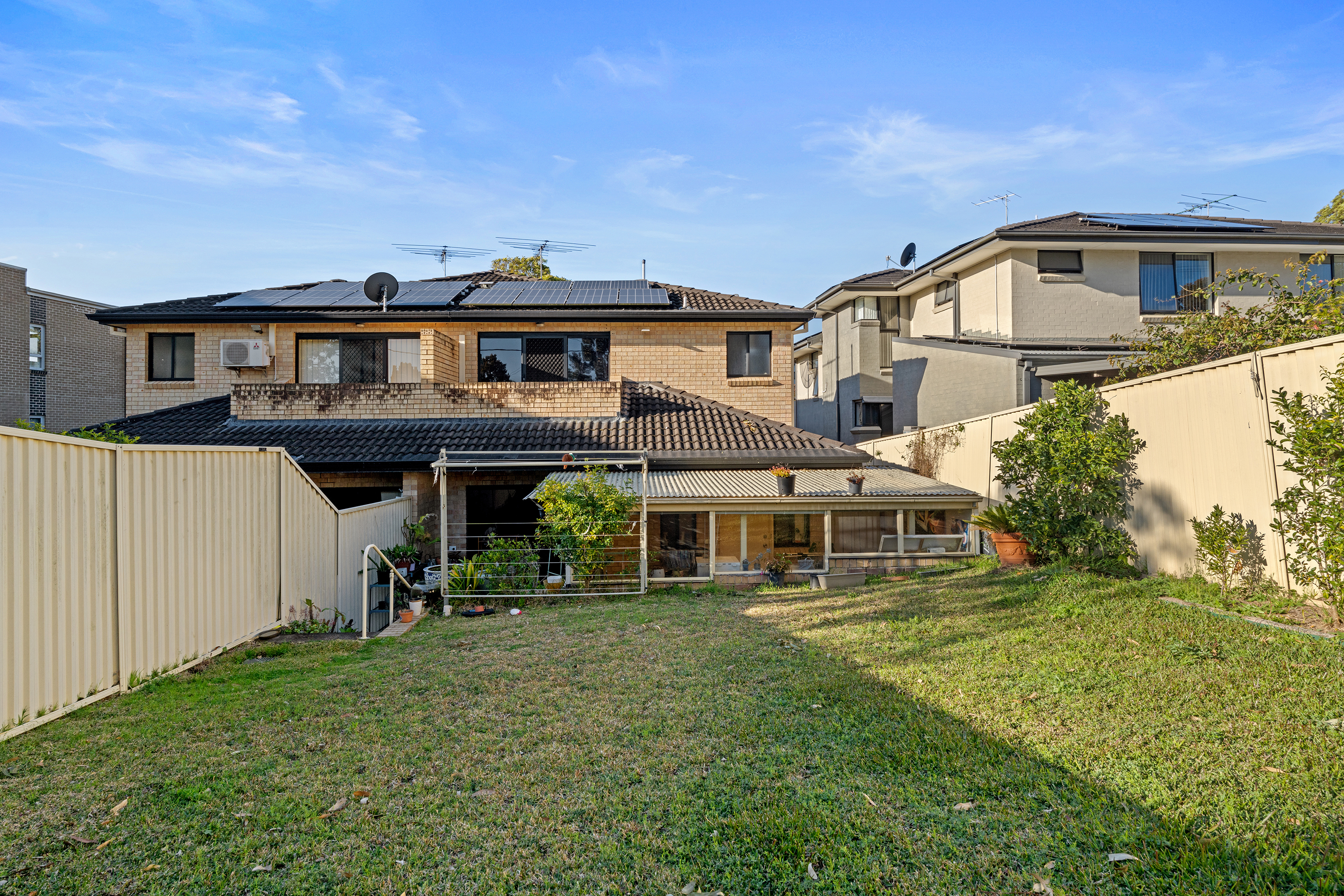 Image: Modern Elegance in a Prime Location - 21A Lawrence Street CONTACT YOYO 0425 627 887