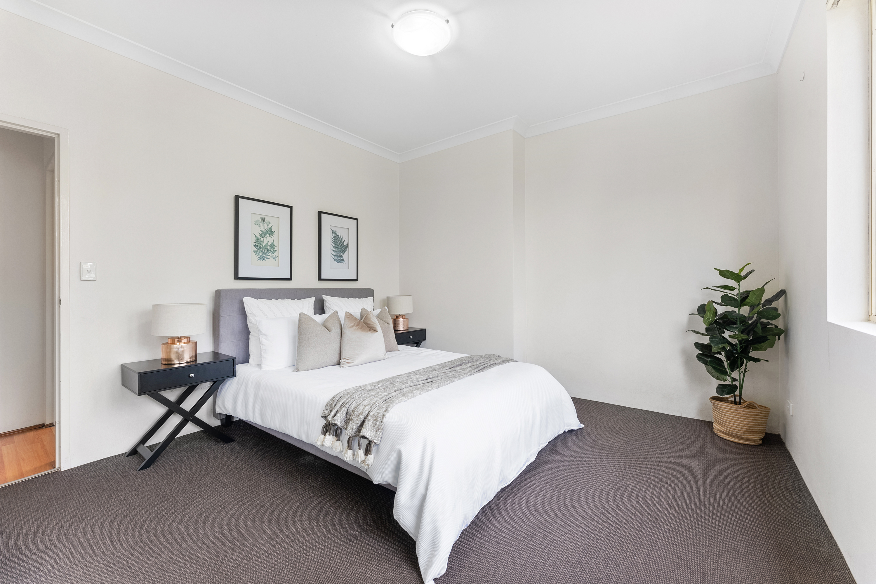 Image: SOLD BY JERRY KURZVEIL - 0416 166 610