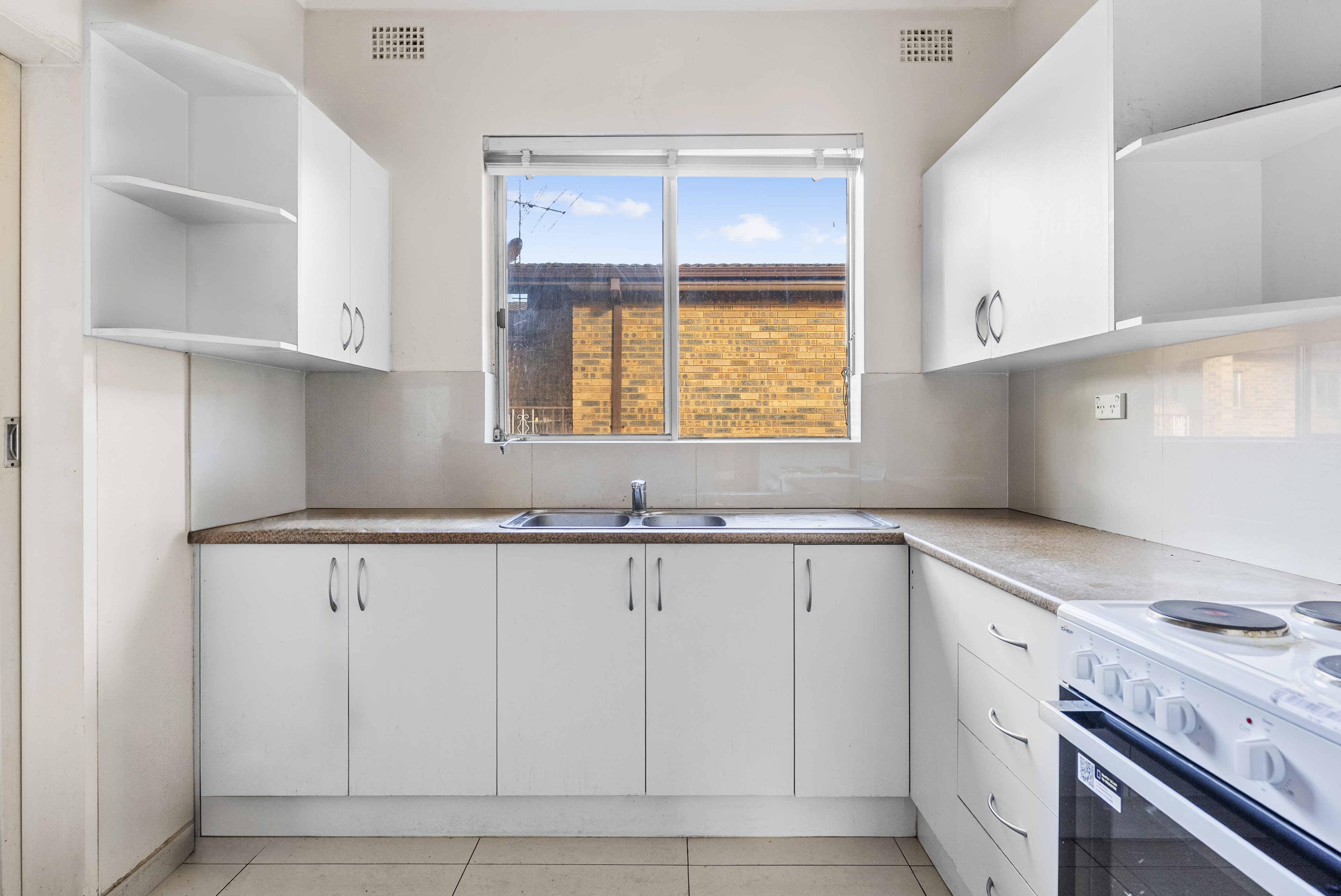 Image: SOLD BY YOYO XU - 0425627887