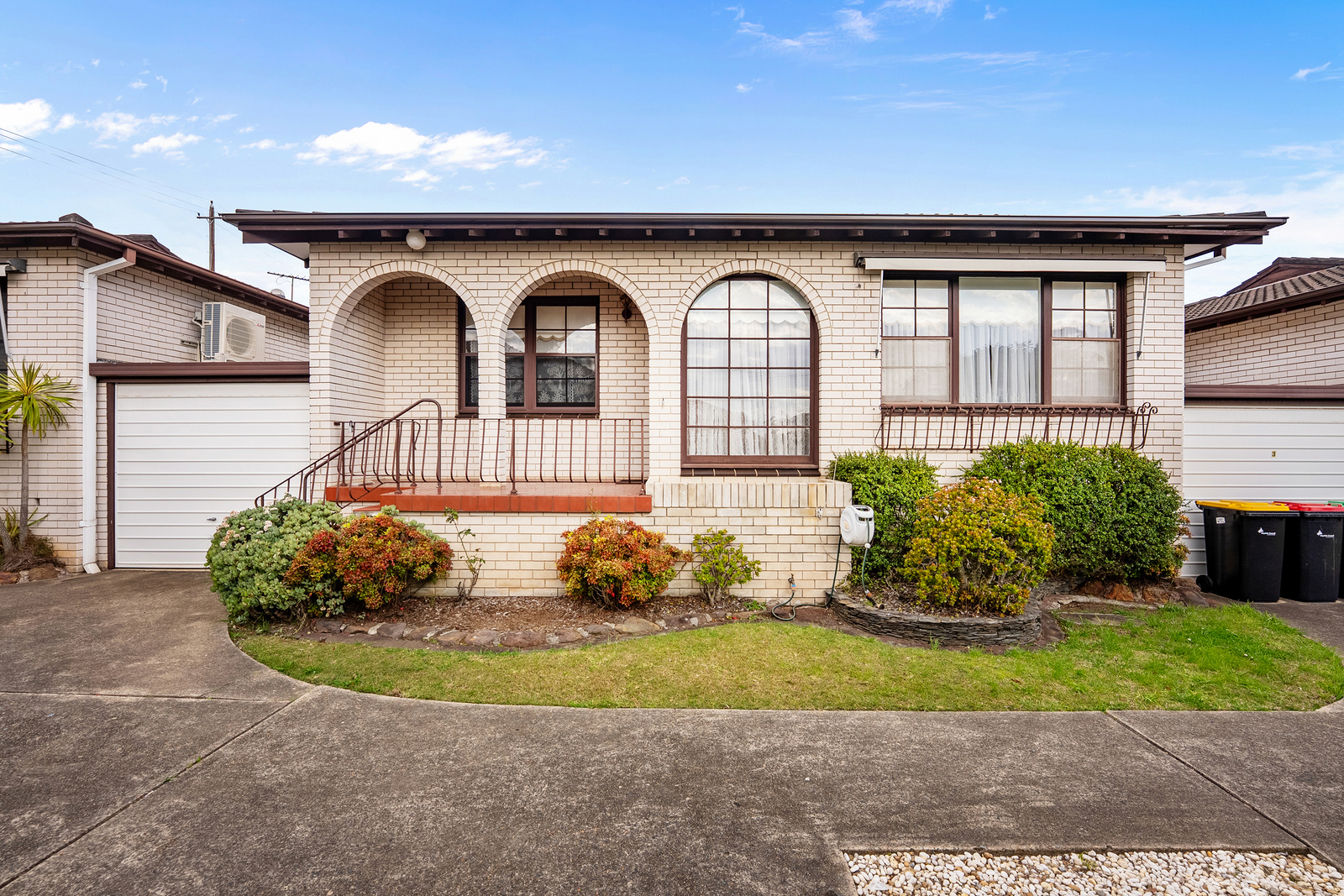 Image: Warm and Inviting Two Bedroom Villa