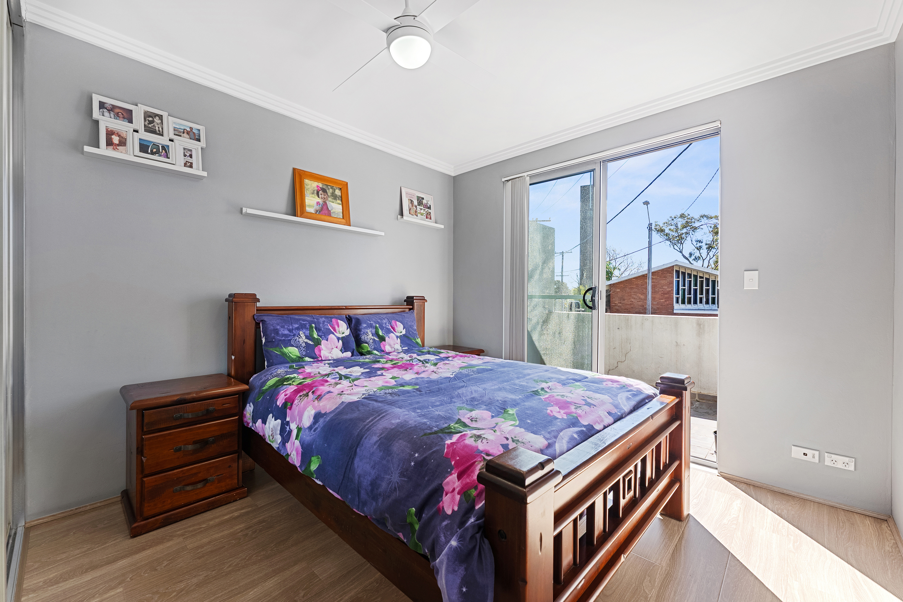 Image: Spacious 2-Bedroom unit with 2 carspaces - Steps to Beverly Hills Station!