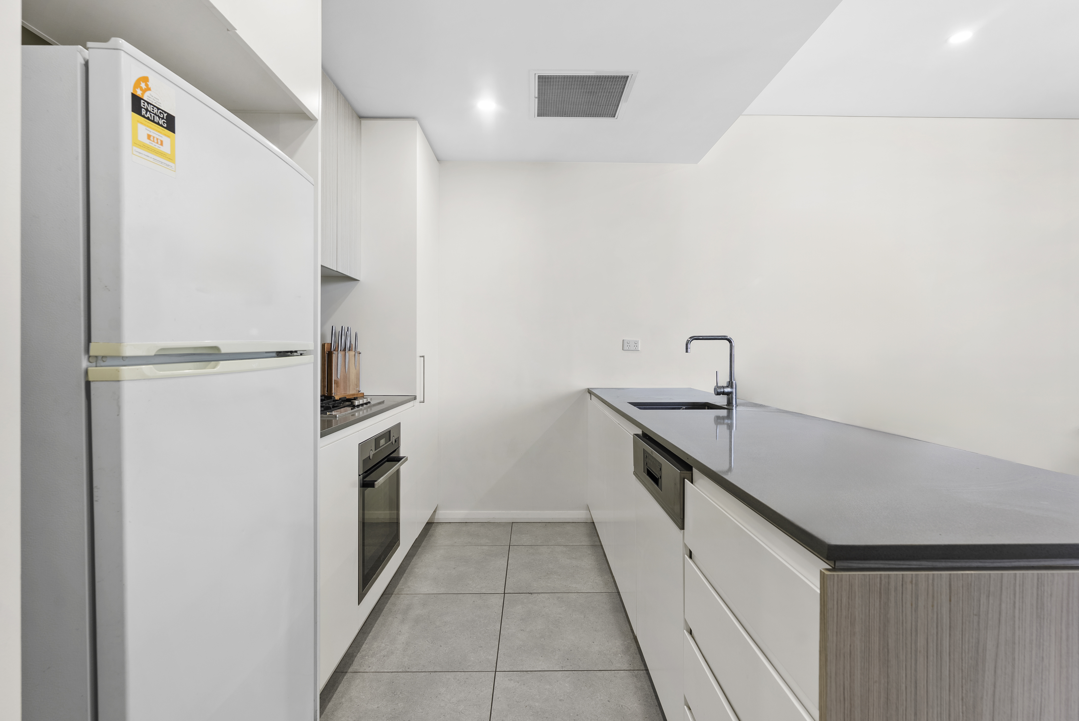 Image: Amazing One-Bedroom Apartment - Lifestyle & Convenience Combined