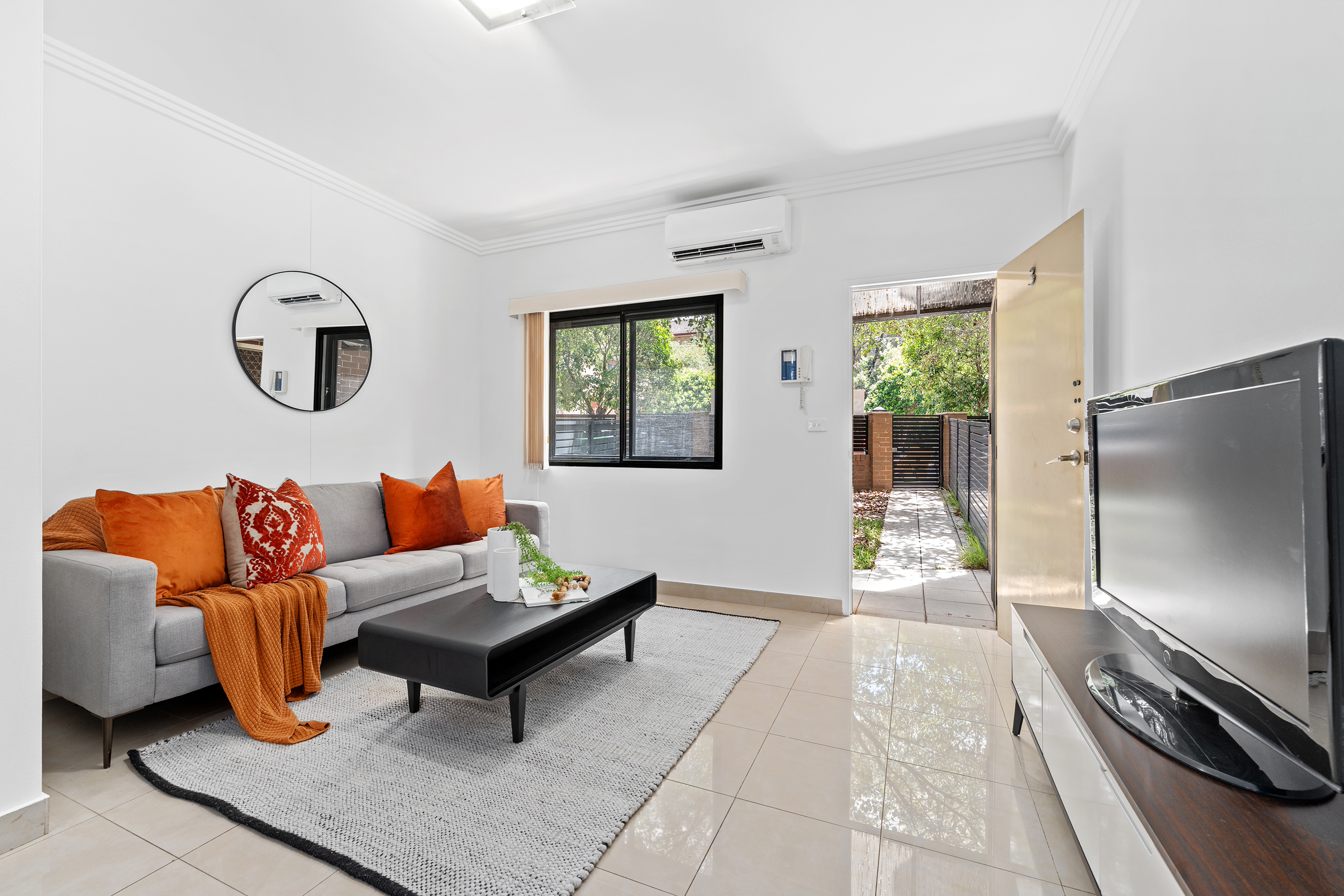 Image: Stylish & Convenient Living in the Heart of South Hurstville