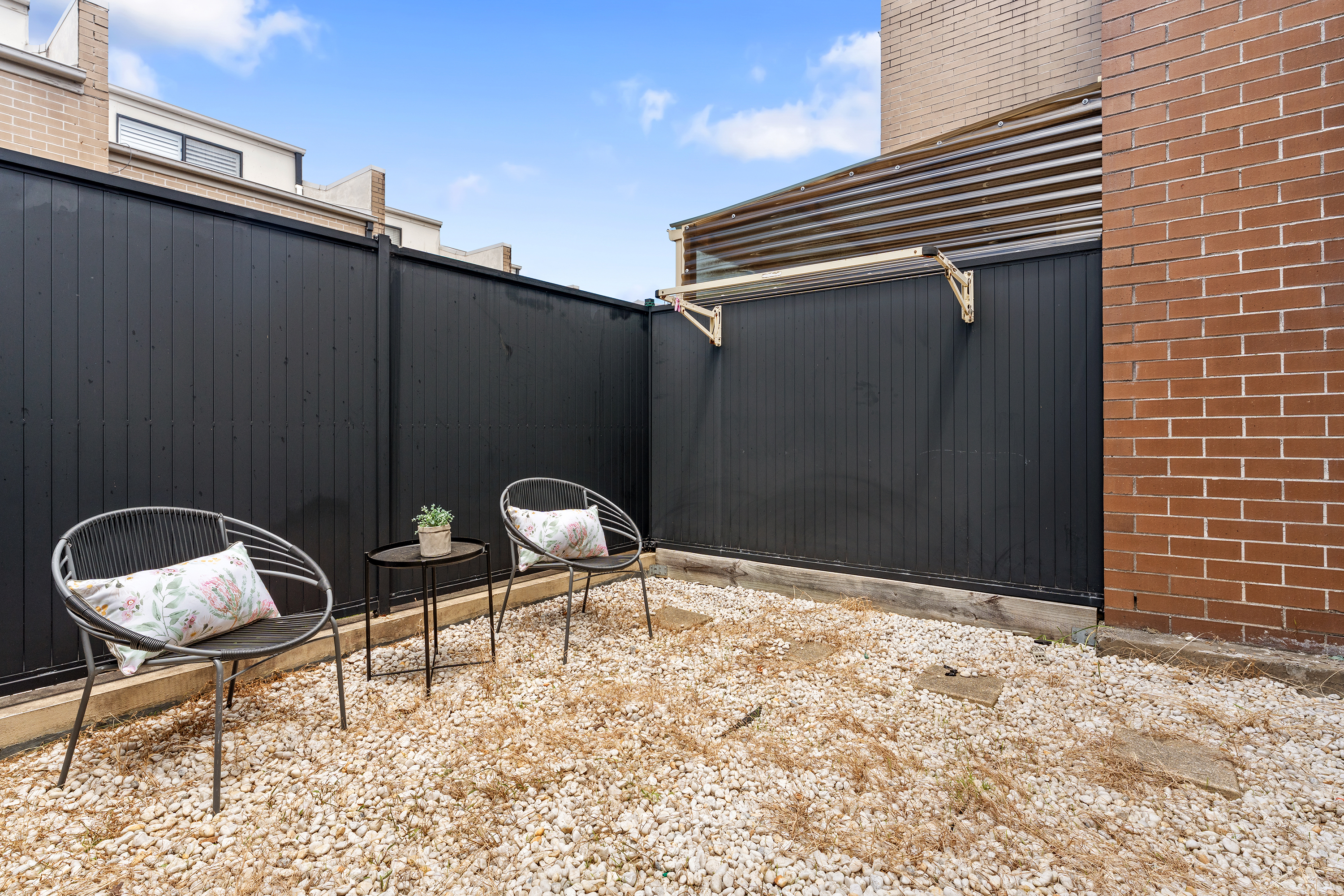 Image: Stylish & Convenient Living in the Heart of South Hurstville