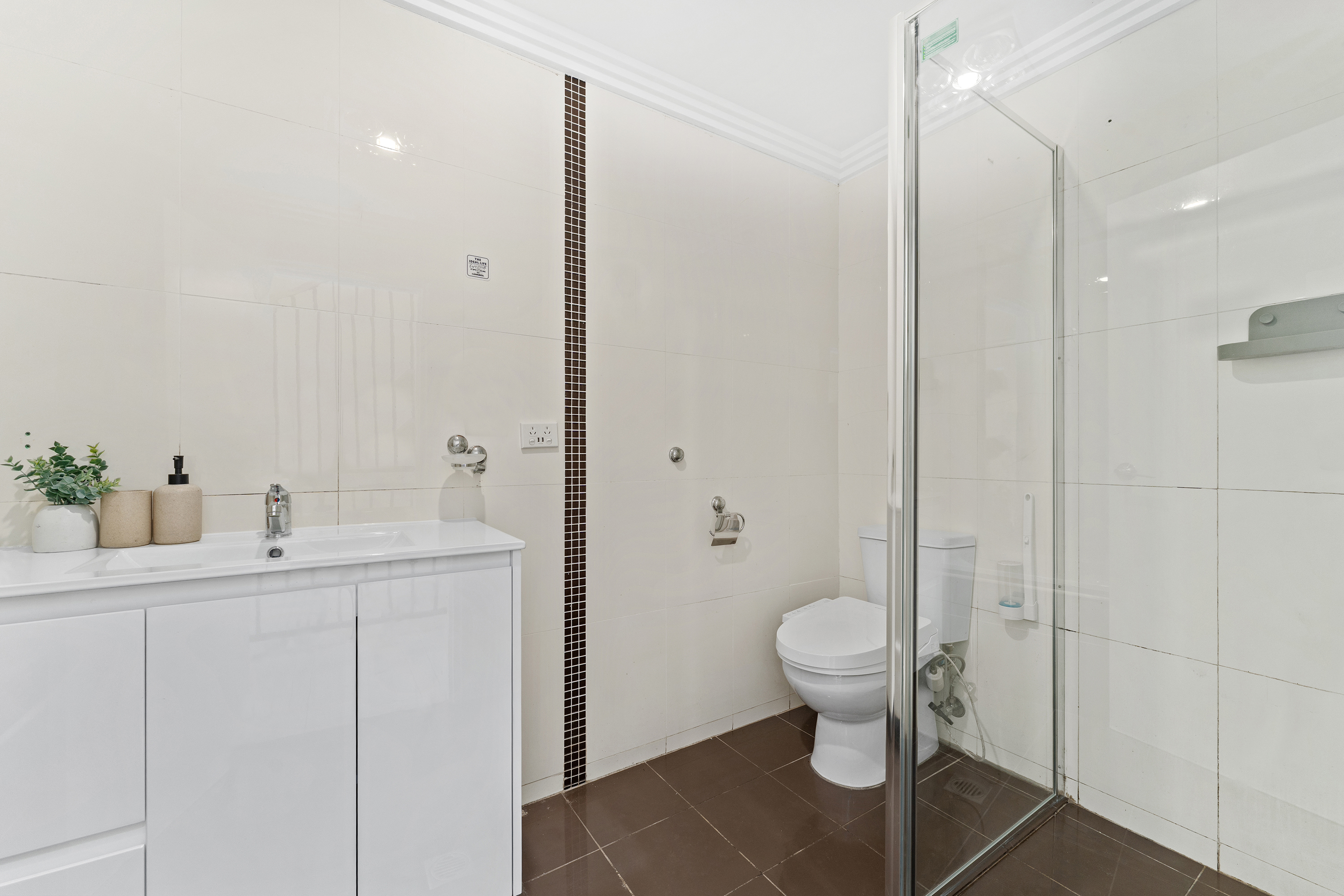 Image: Stylish & Convenient Living in the Heart of South Hurstville
