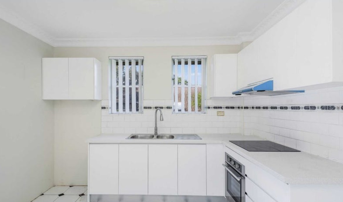 Image: Prime Location Apartment - Ideal for Investors and Young Families