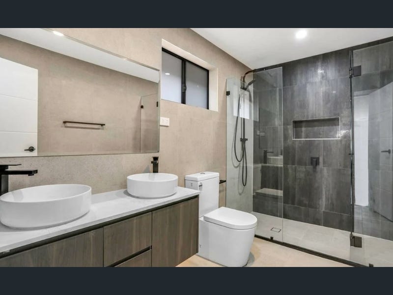 Image: BUY TORRENS TITLE INDEPENDENT HOUSE AT THE PRICE OF TOWNHOUSE. SINGLE CONTRACT HOMES