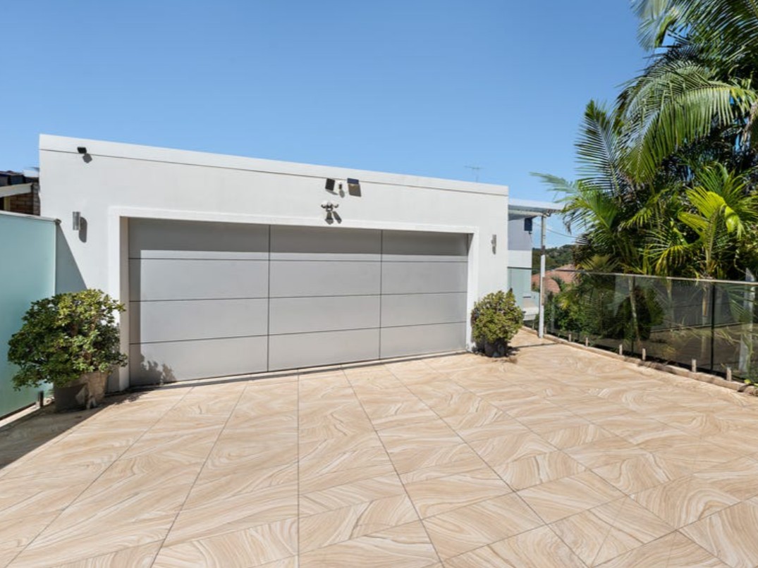 Image: Contemporary Family Living with affordable price