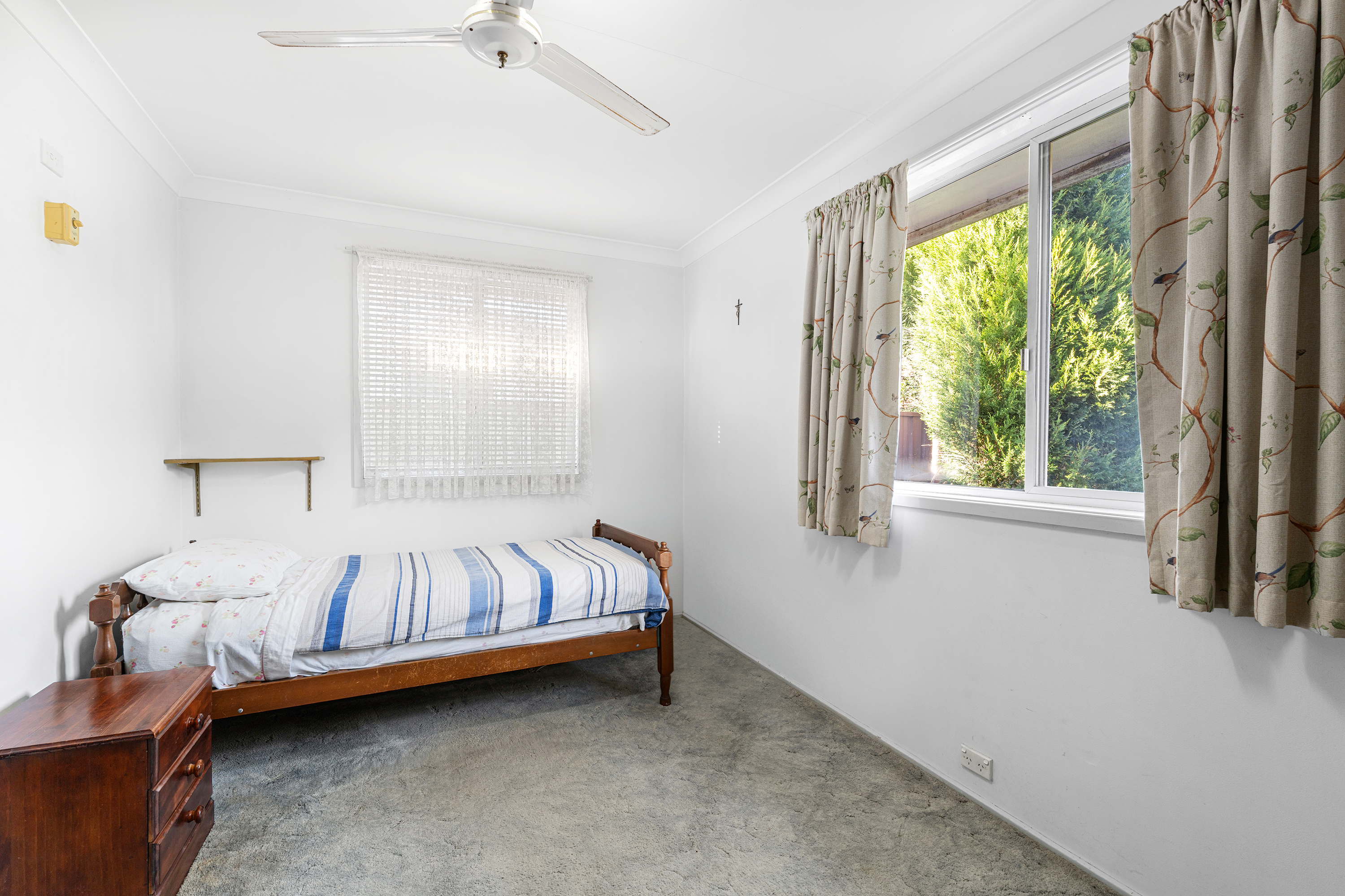 Image: When a House is a Home SINGLE LEVEL. North Facing. Charming family Home in a prime location