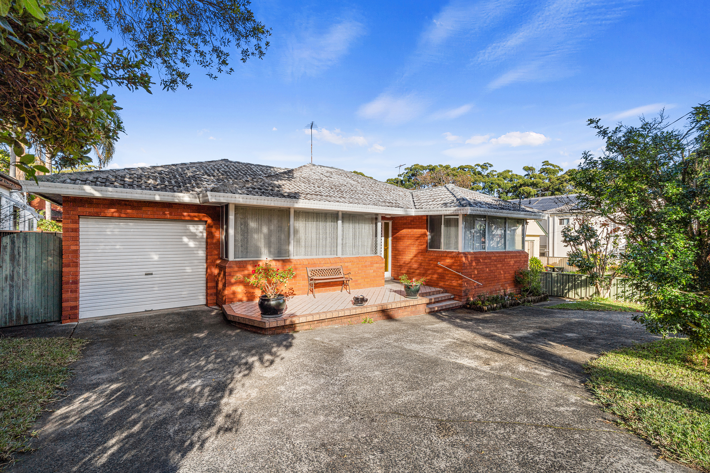 Image: When a House is a Home SINGLE LEVEL. North Facing. Charming family Home in a prime location