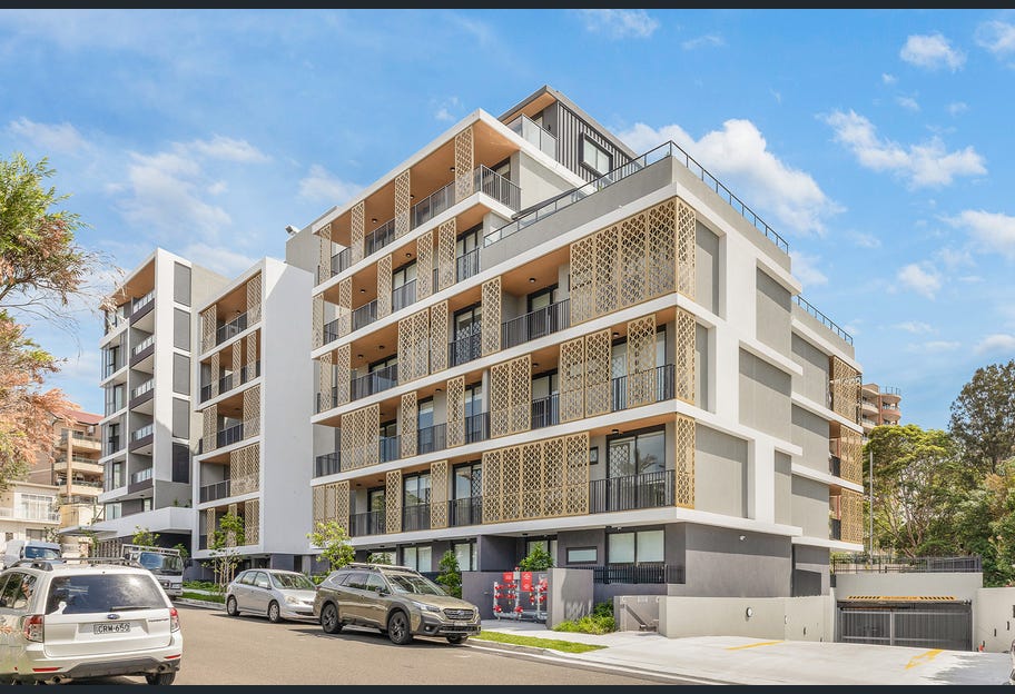 Image: Serenity Gardens - Villa Style Ground Floor 1 bedroom Apartment with Large Courtyard