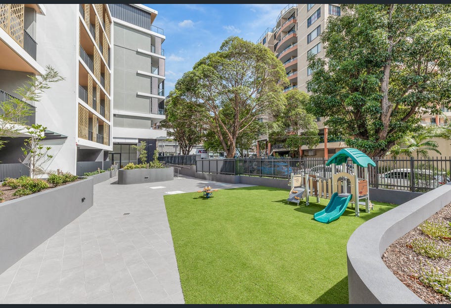 Image: Serenity Gardens - Villa Style Ground Floor 1 bedroom Apartment with Large Courtyard