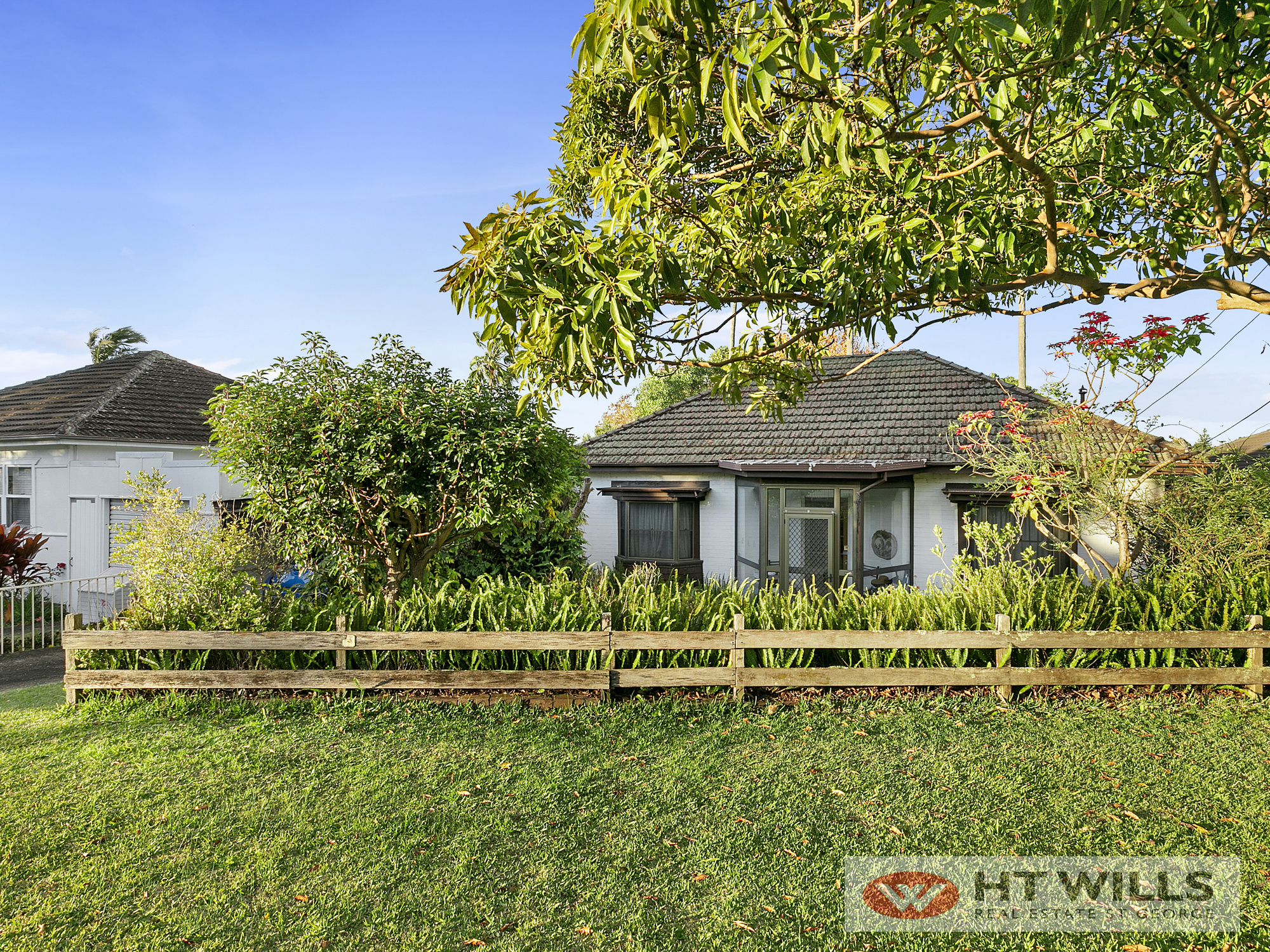 650sqm (approx.) & 16 metre frontage!