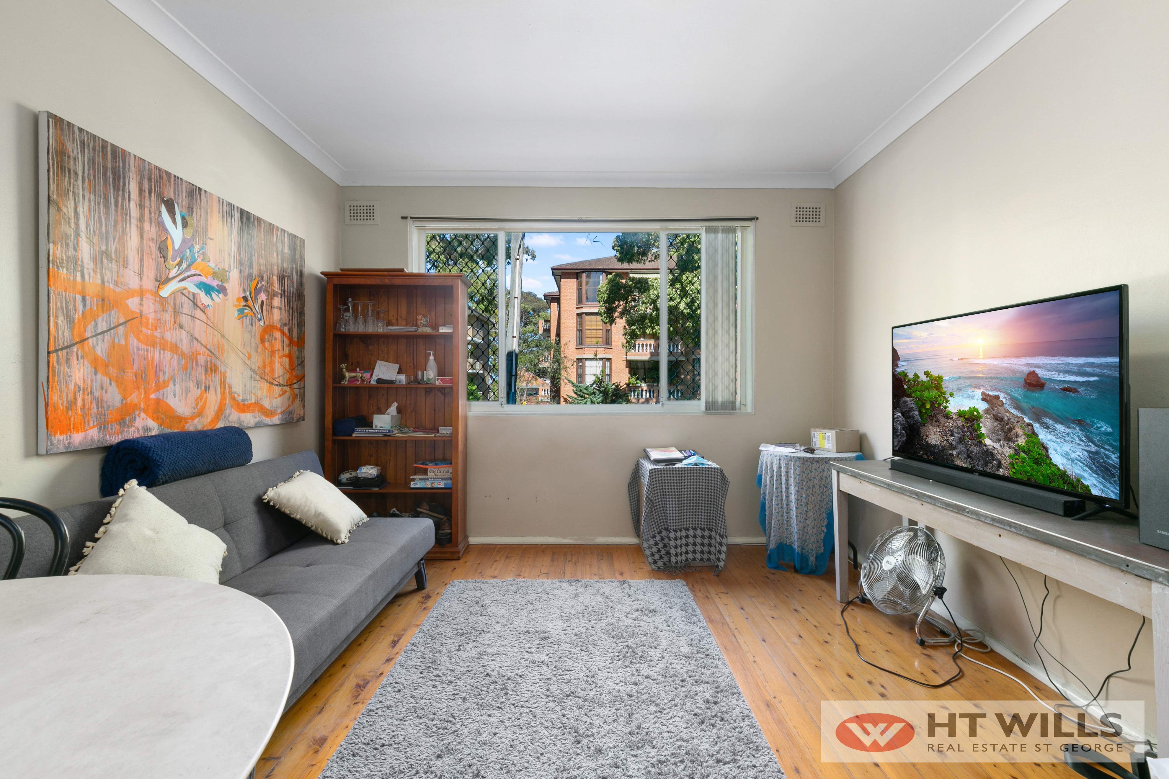 Image: SOLD BY SUNNY SABNANI