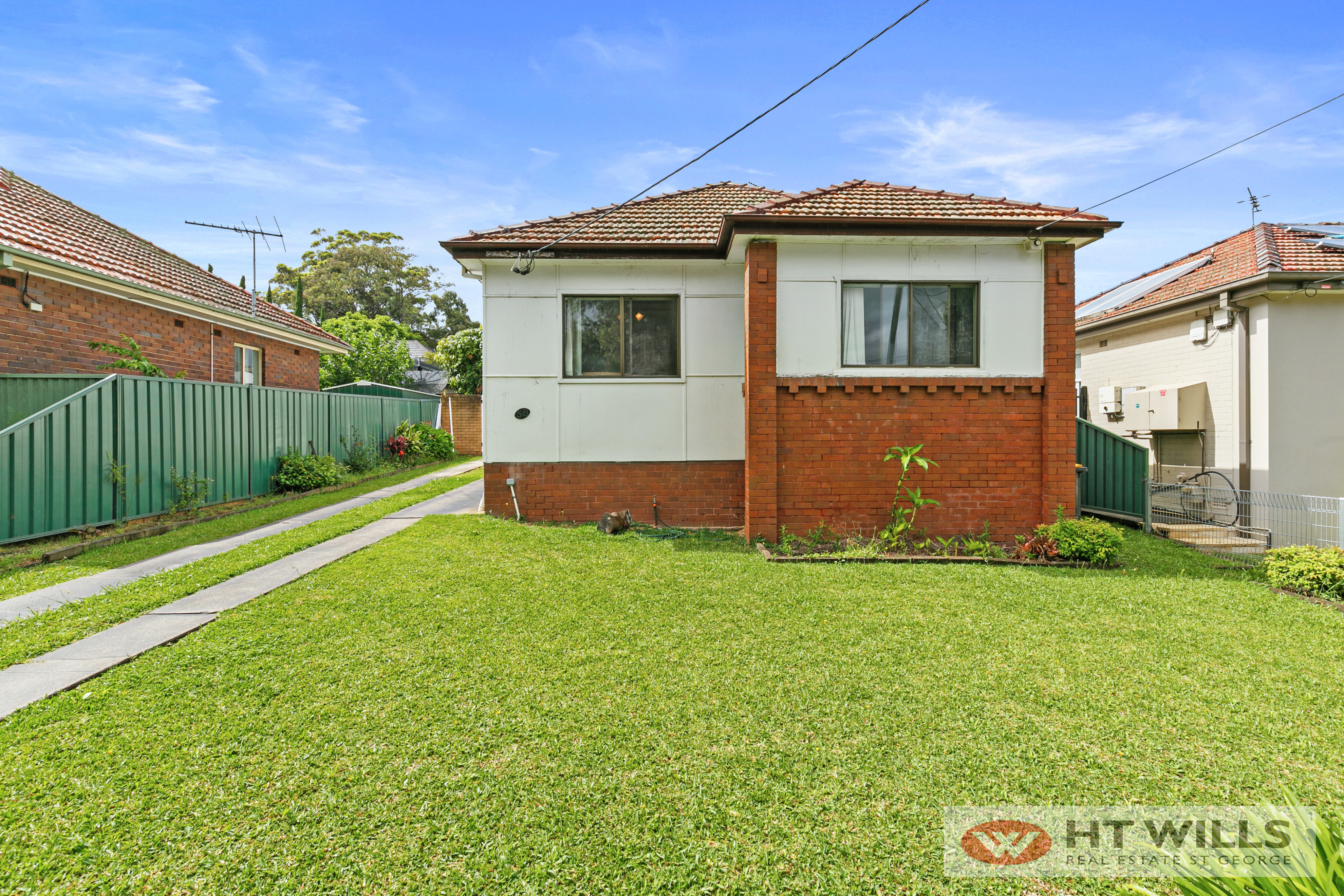 Perfect Location. Total 539m2