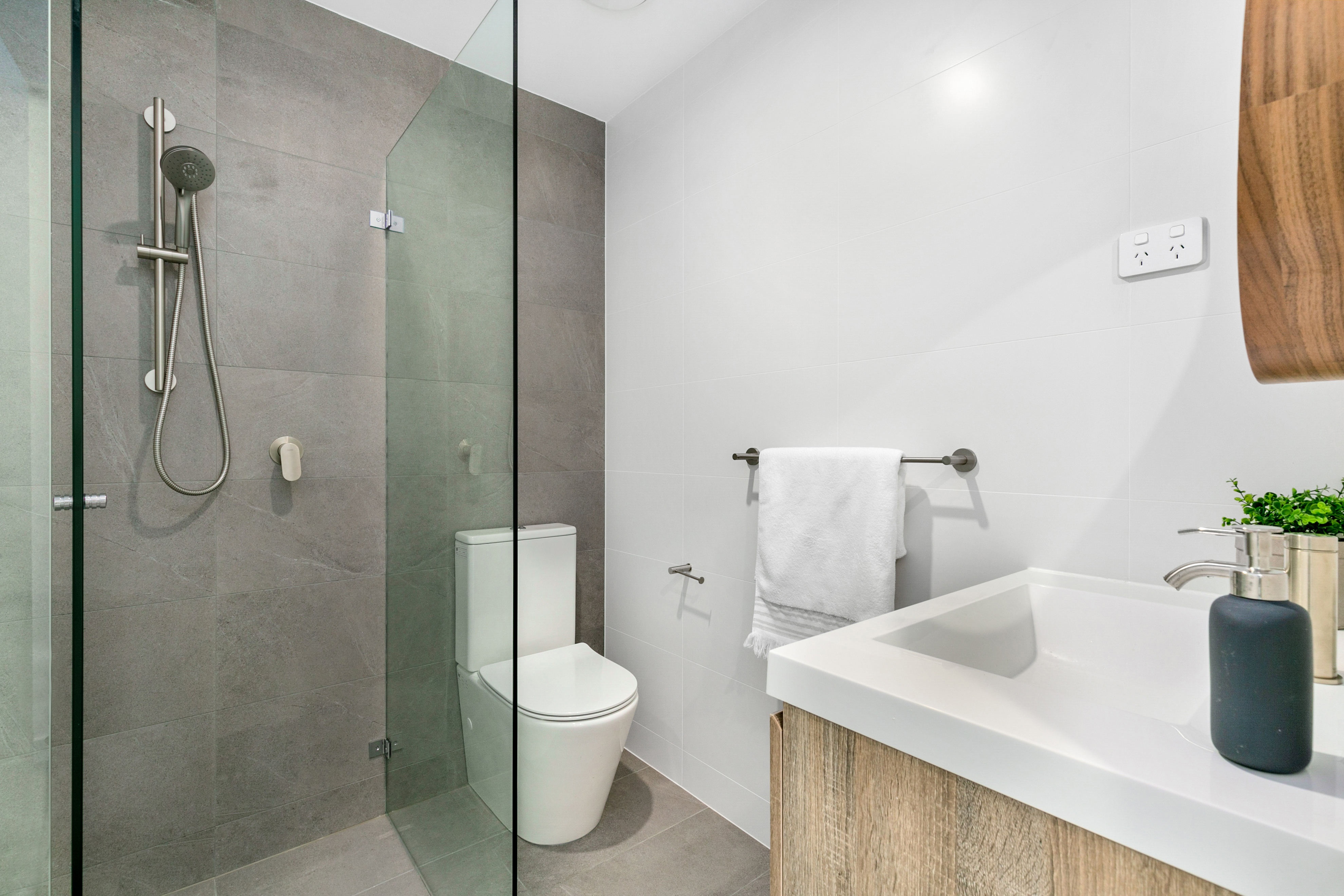 Image: SOLD $1,225,000 . Jerry 0416 166 610