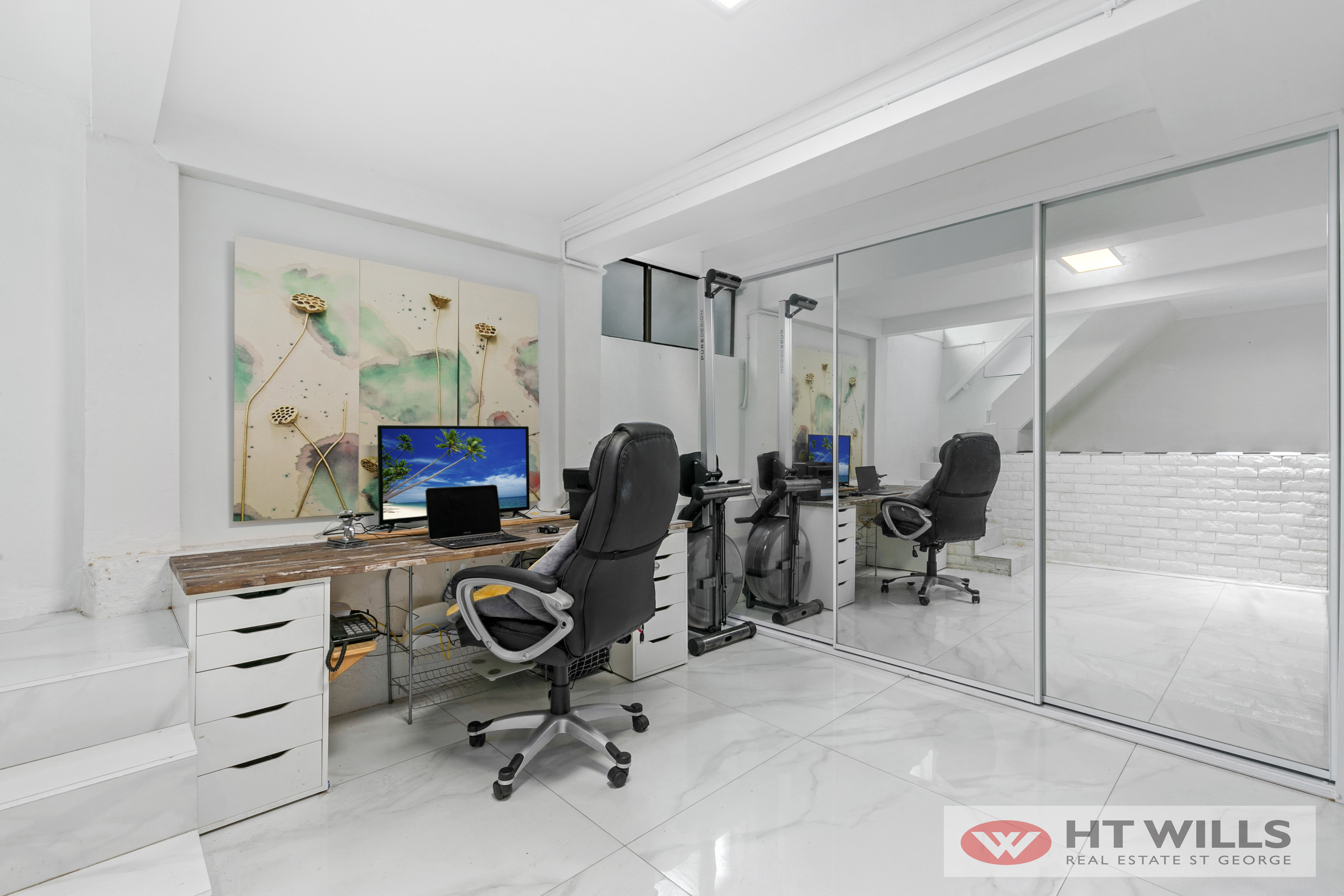 Image: SOLD BY KRIS ATKINSON