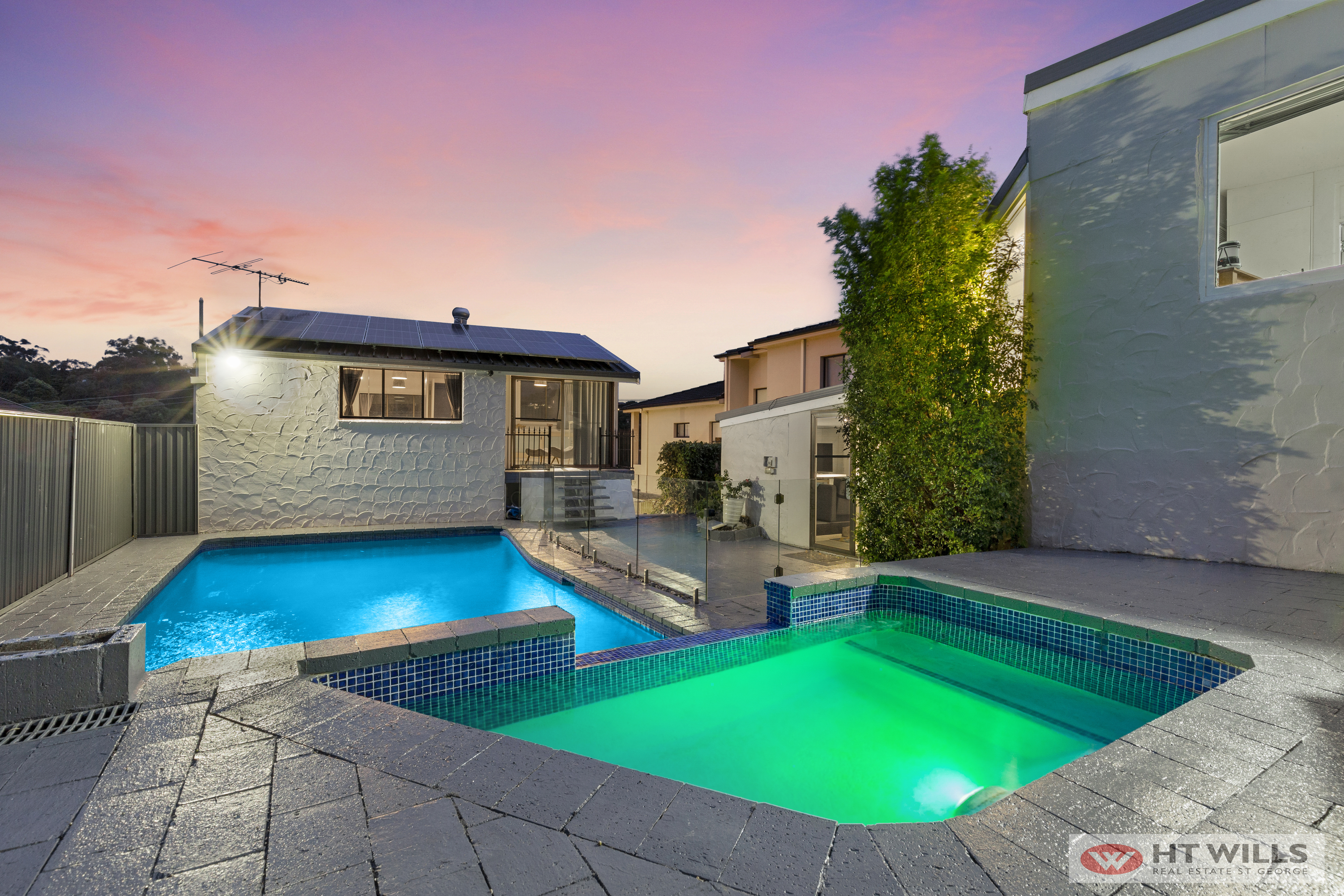 Image: SOLD BY KRIS ATKINSON