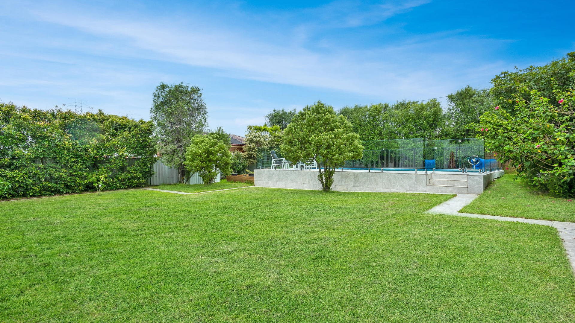 Image: Modern, North-facing, 800sqm Level Block. Quiet. Private.