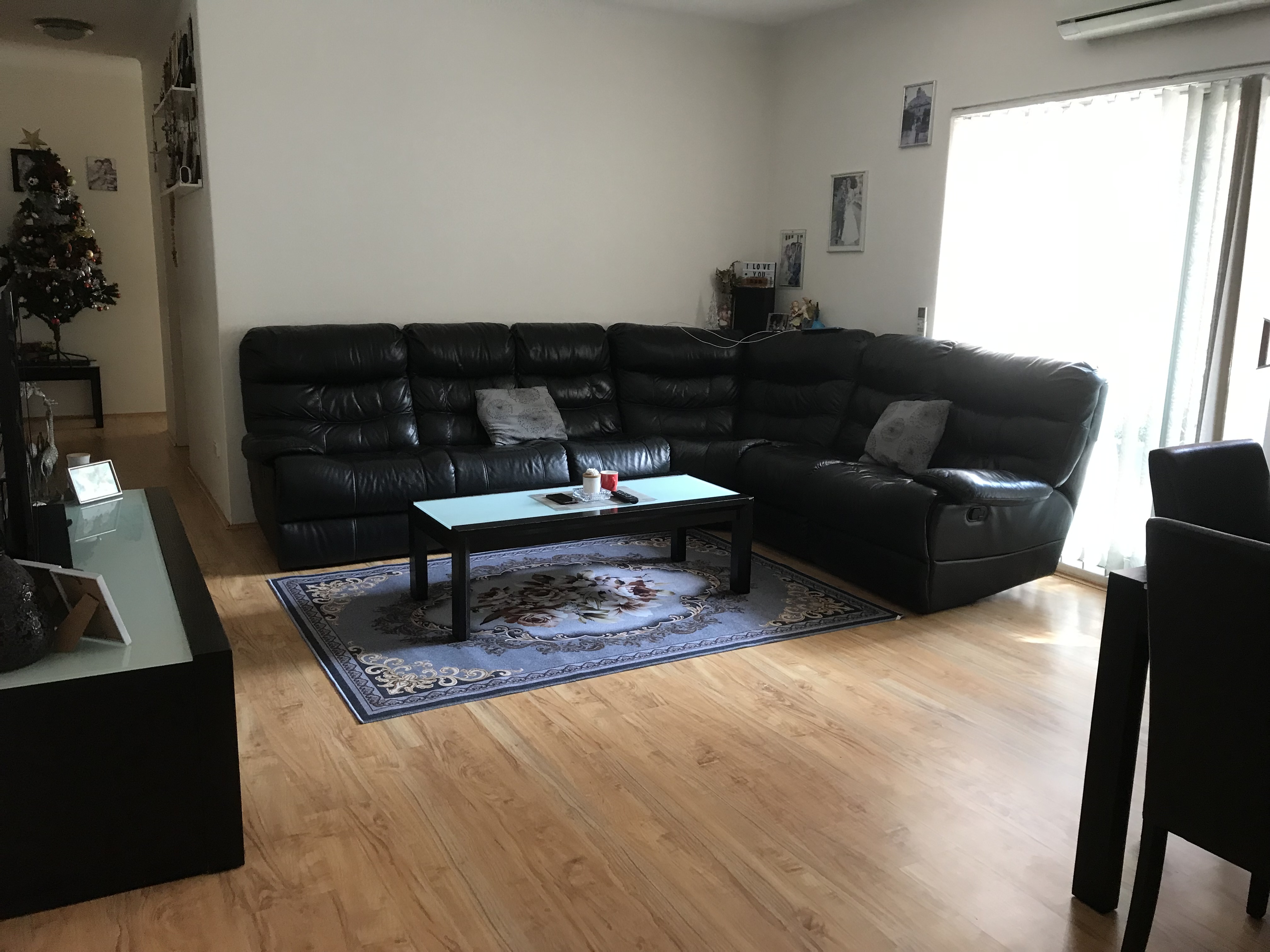 Image: Contact Jerry Kurzveil 0416 166 610.