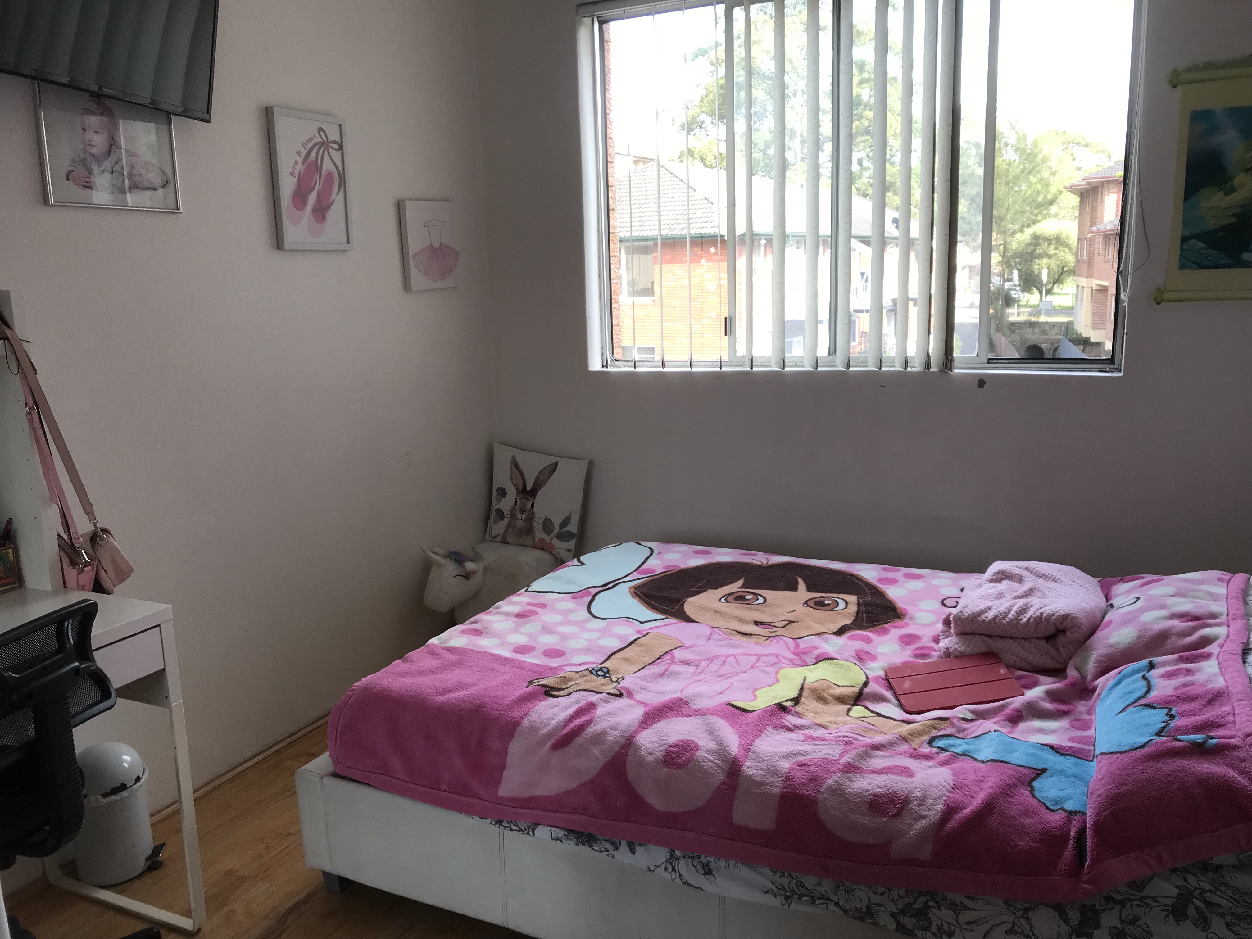 Image: Contact Jerry Kurzveil 0416 166 610.