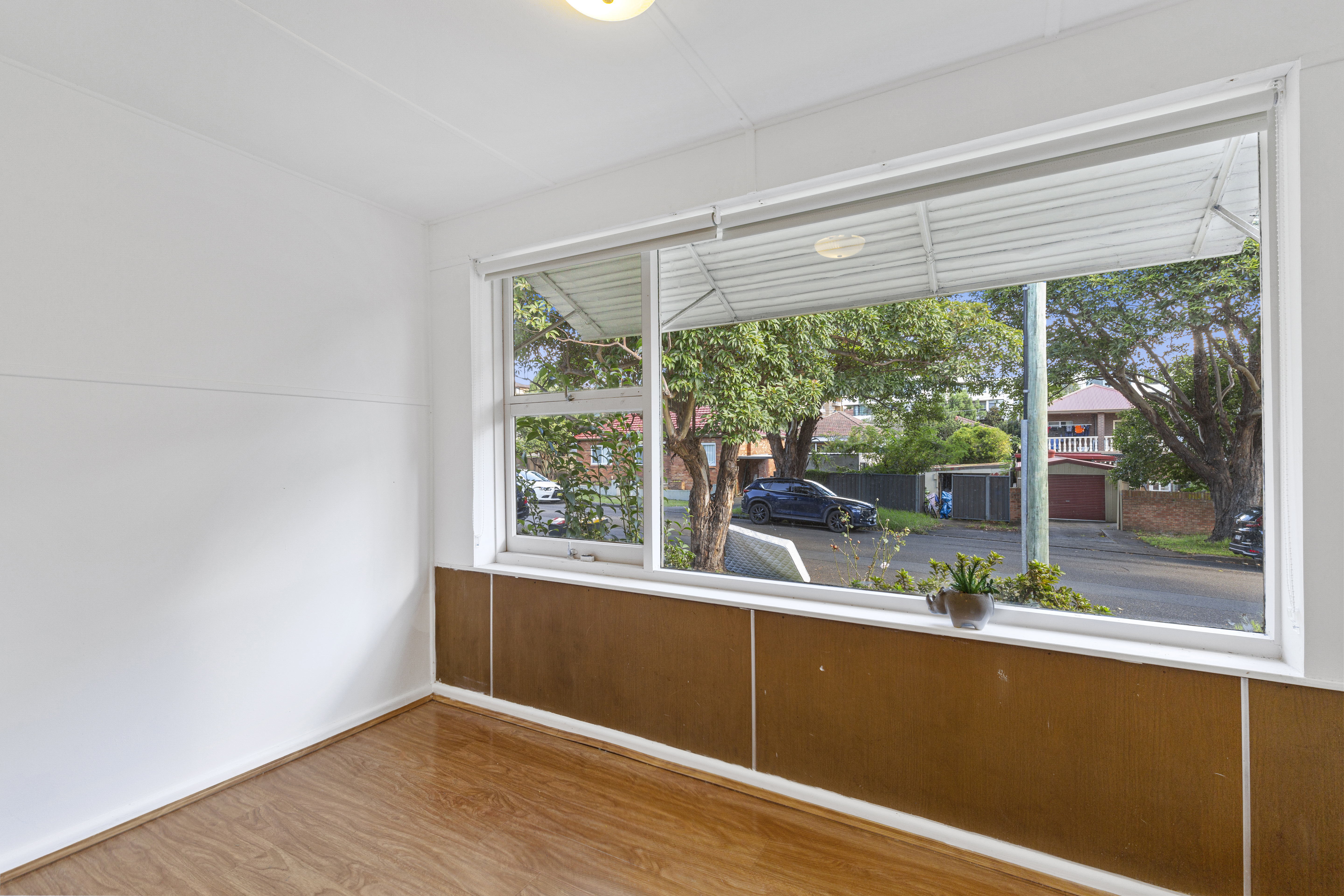 Image: The Perfect Open Canvas, A Renovators Delight!