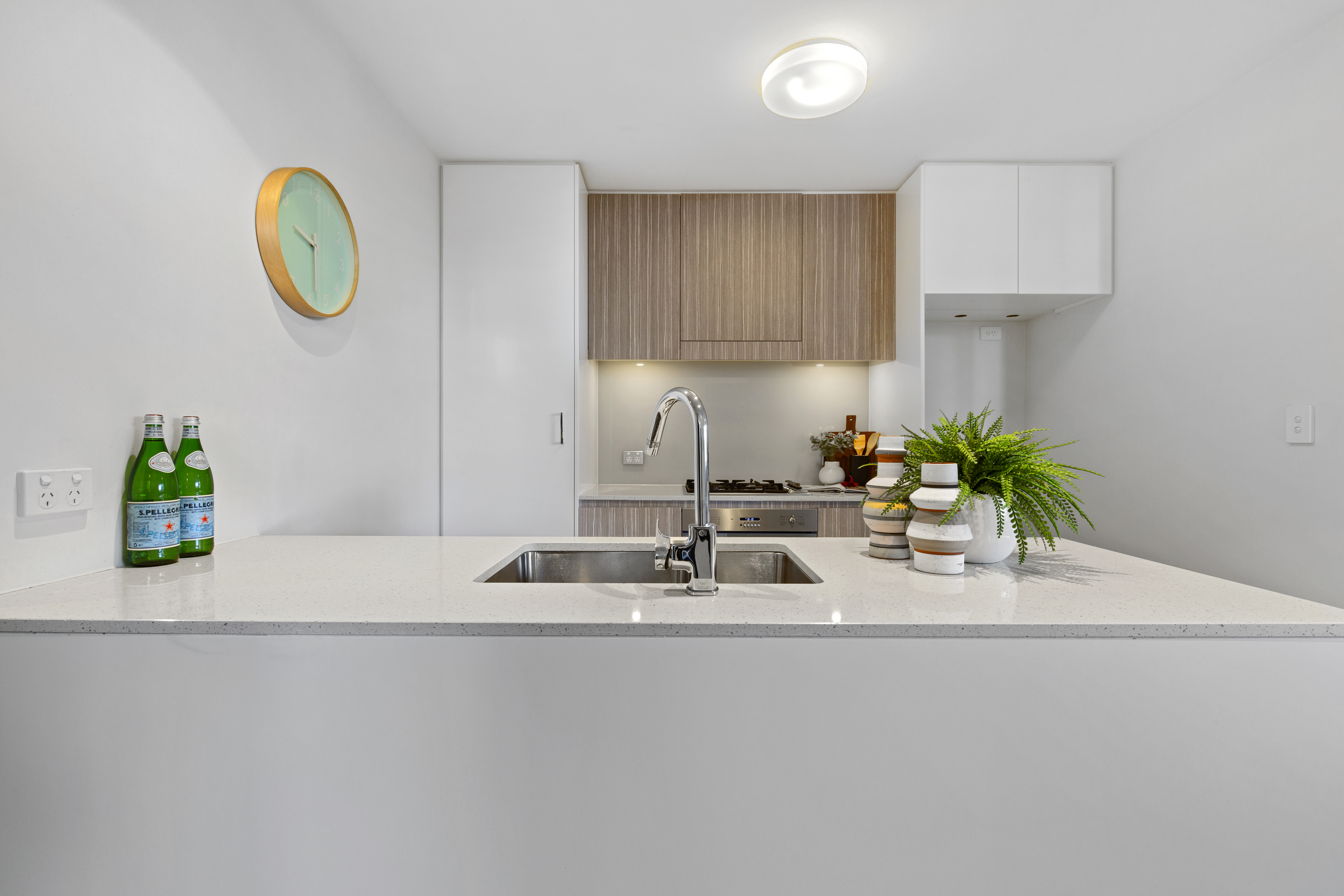 Image: SOLD BY VICKY MI