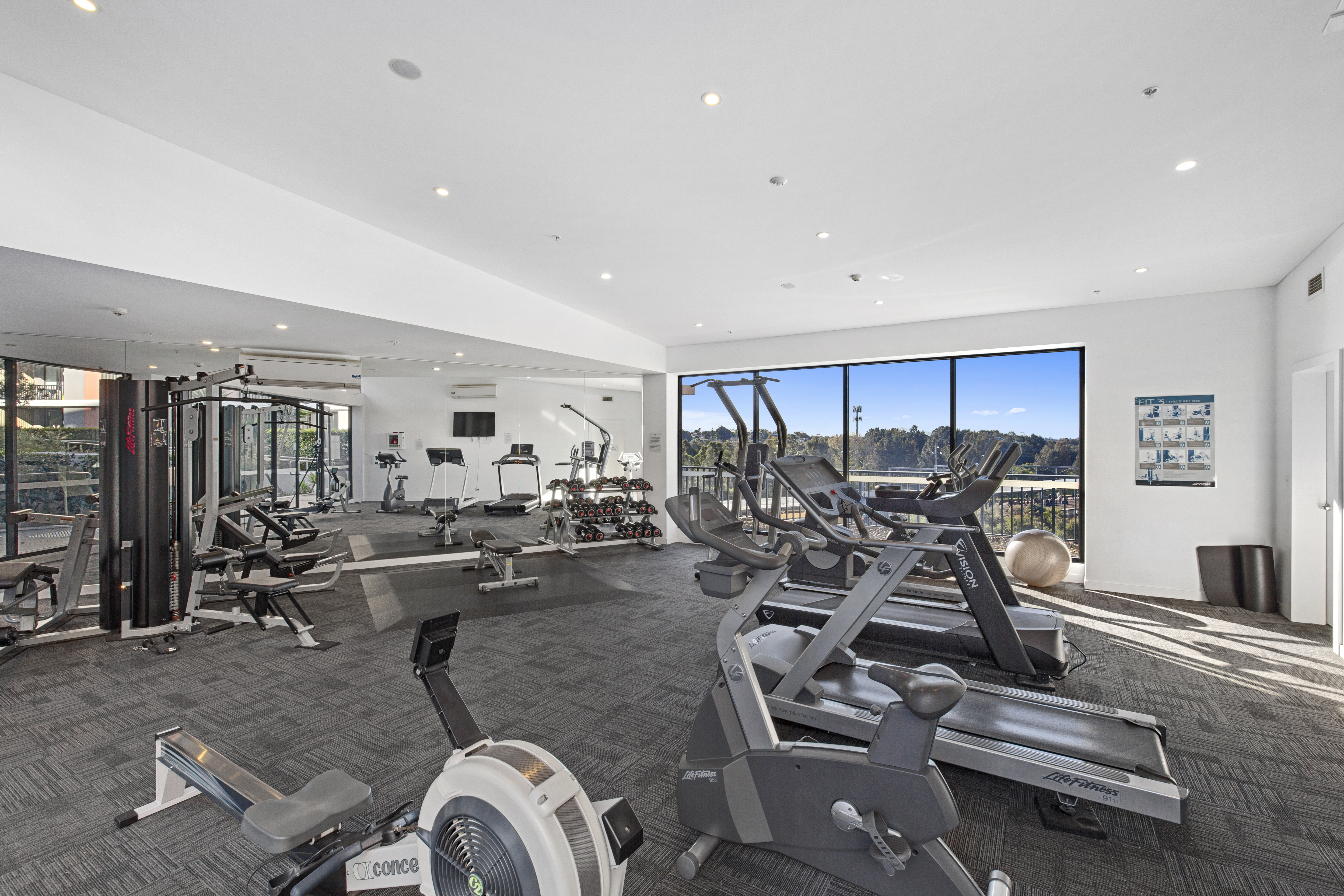 Image: SOLD BY VICKY MI